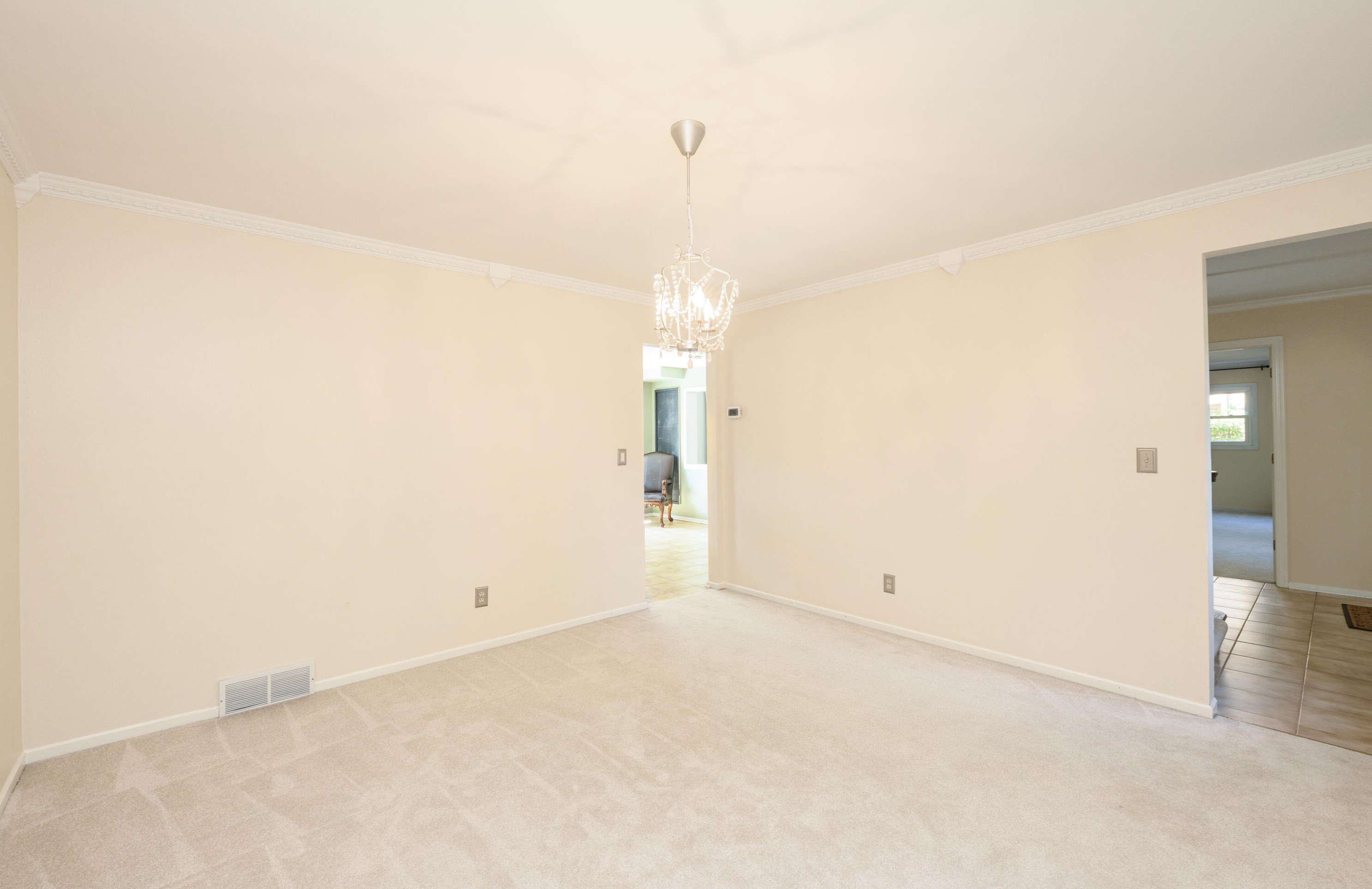 16565 Burleigh Pl, Brookfield WI  53005-2733 exterior