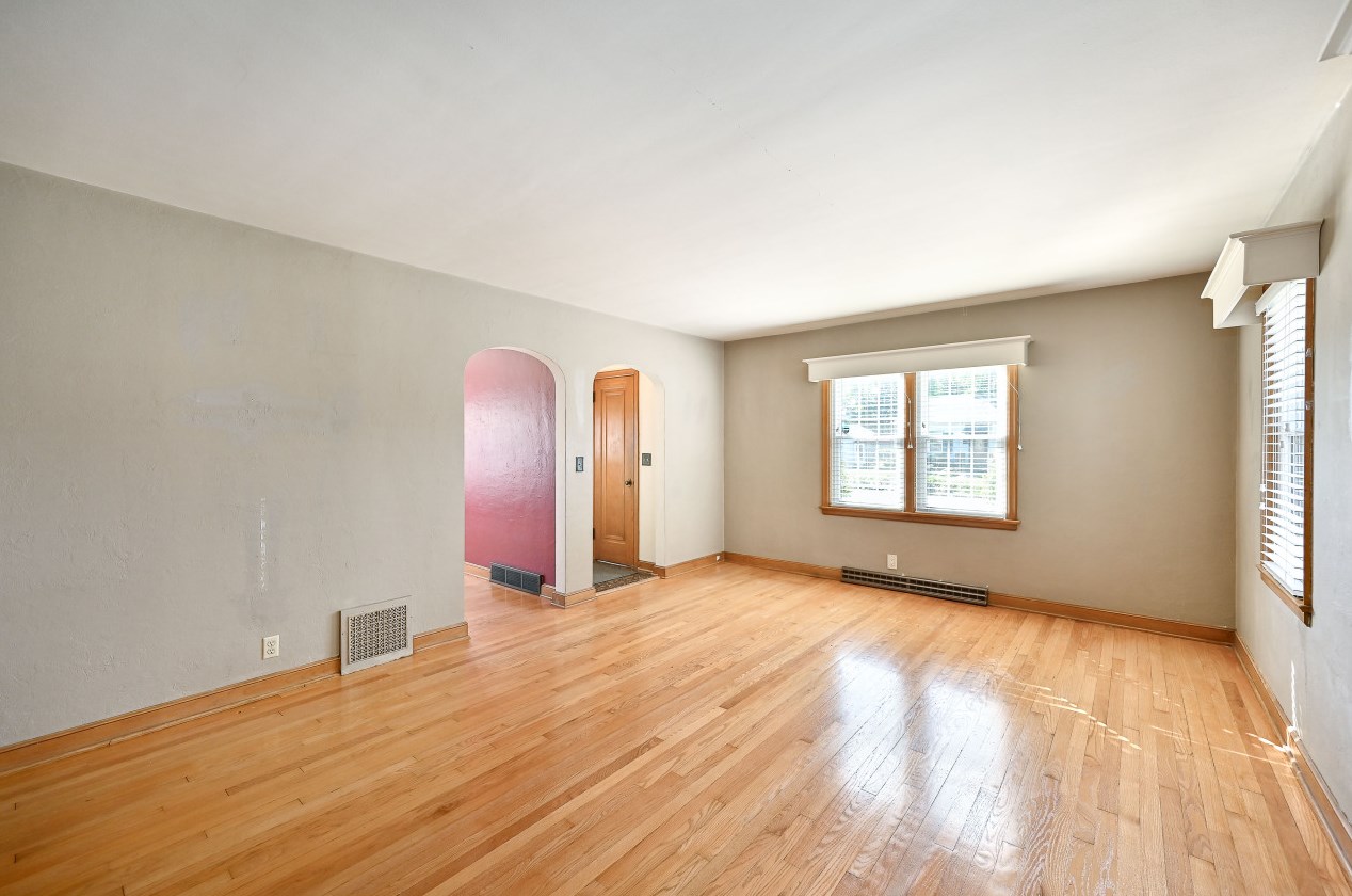 1016 Isabelle Ave, Racine WI  53402-4126 exterior