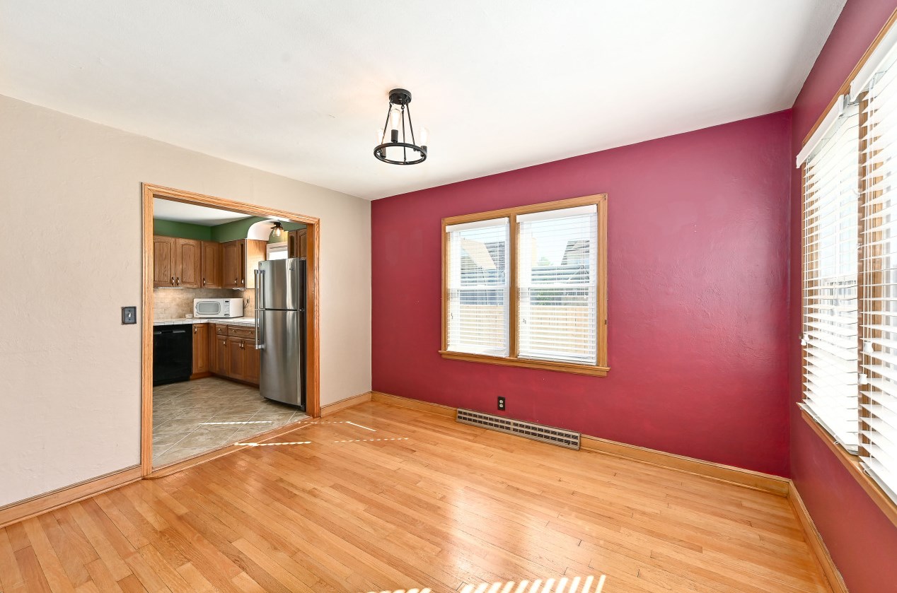 1016 Isabelle Ave, Racine WI  53402-4126 exterior