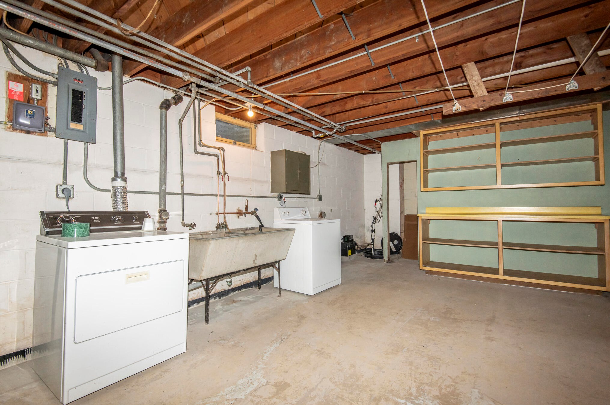 1617 118, Milwaukee WI 53226-3023 exterior