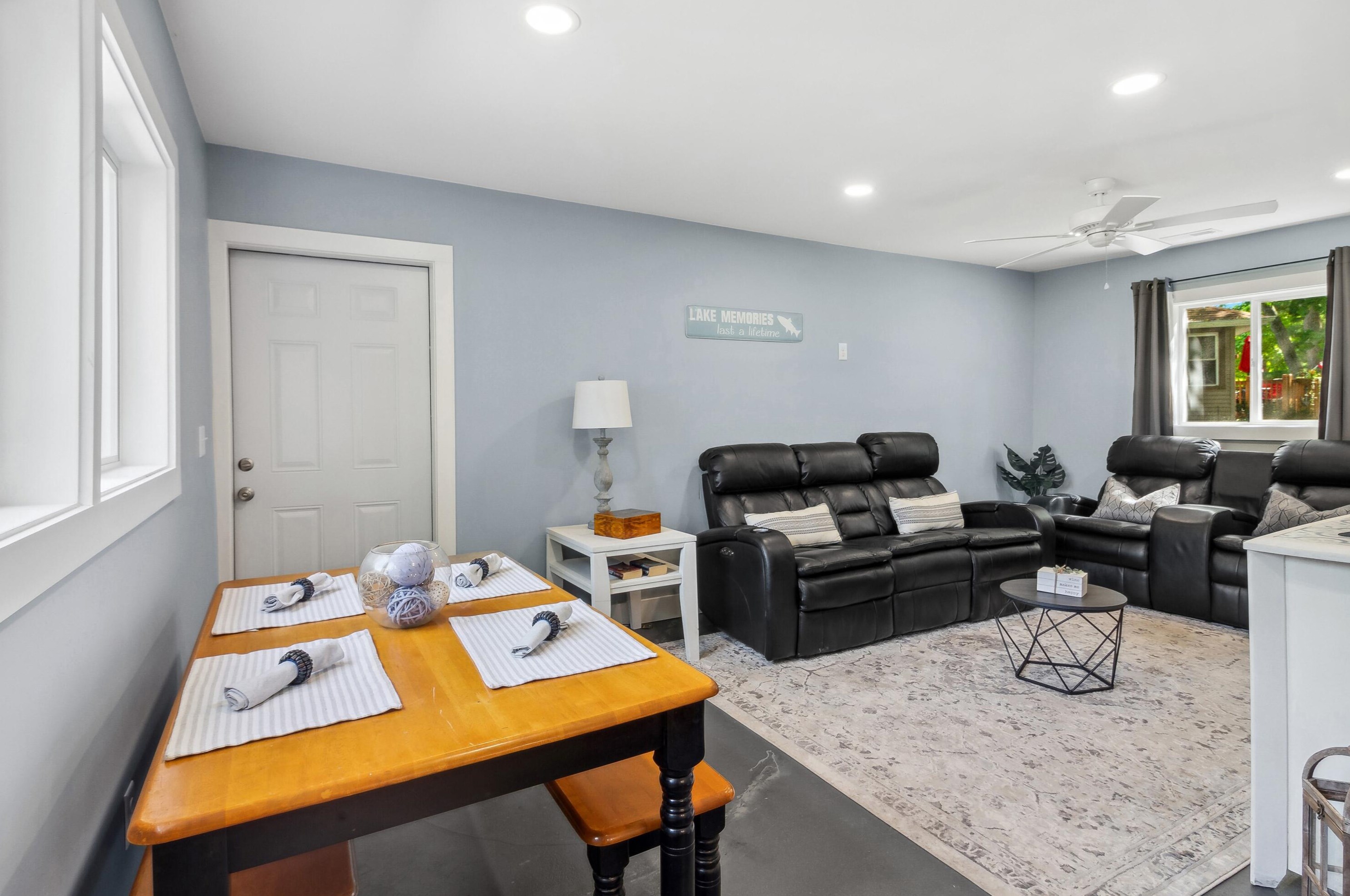2608 Mabie St, Delavan WI  53115-3646 exterior