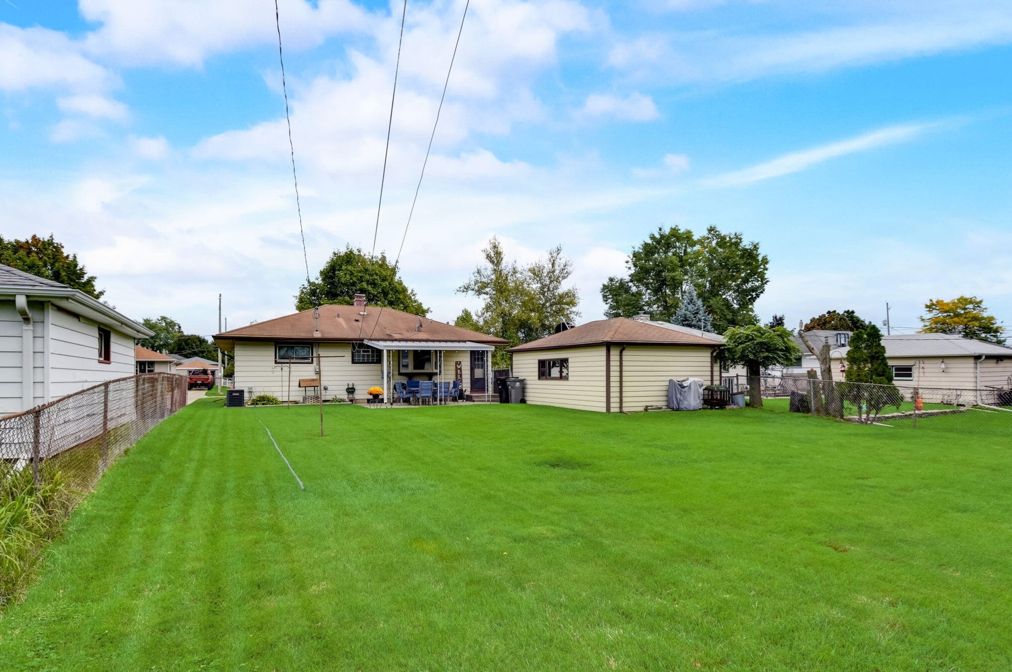 6061 Cory Ave, Cudahy WI 53110-3012 exterior