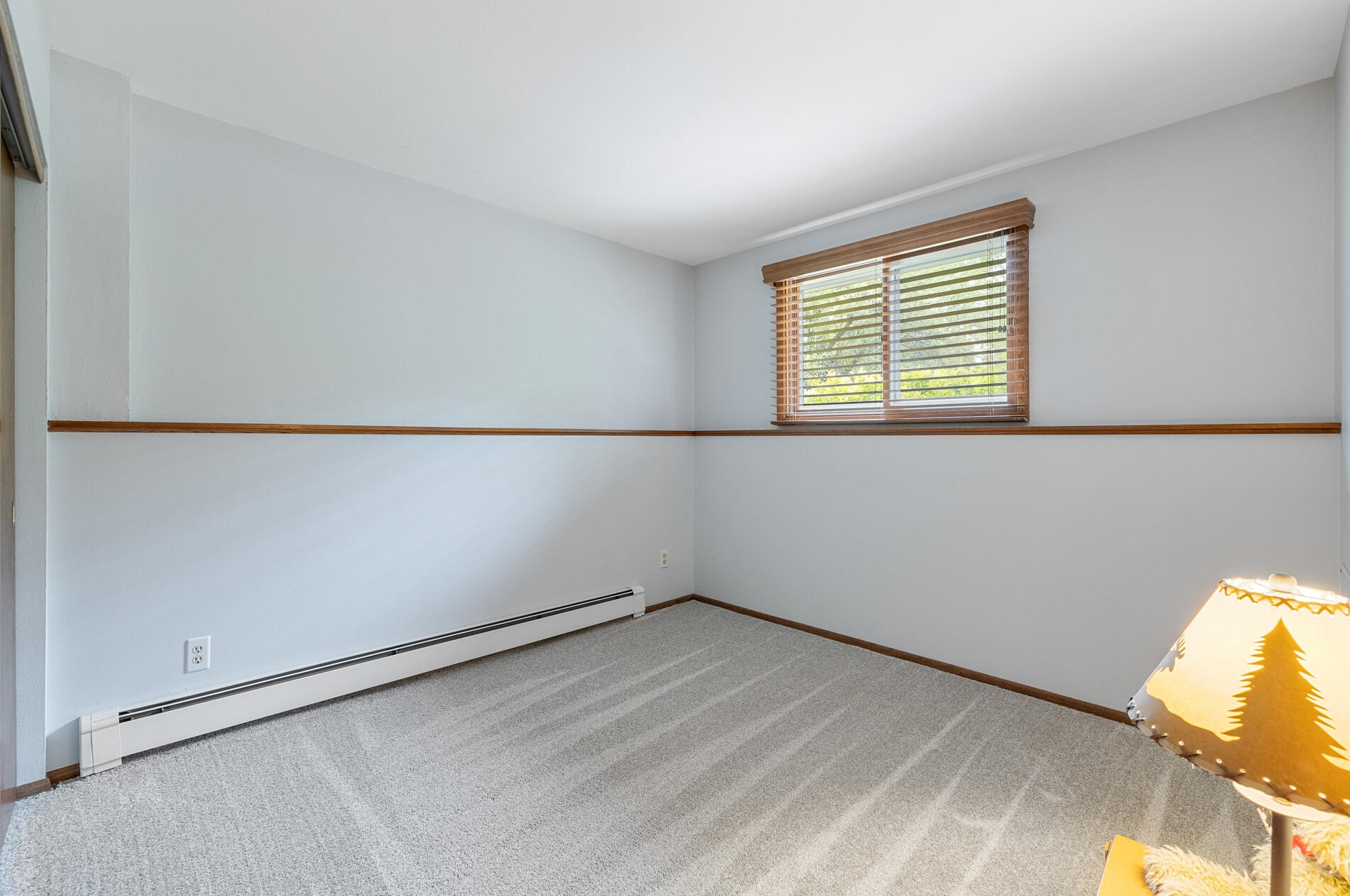 402 Vista View Dr, Cedarburg WI  53012-9178 exterior