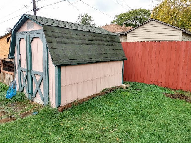 4823 20th St, Milwaukee WI  53221-2810 exterior