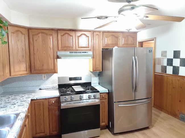 4823 20th St, Milwaukee WI  53221-2810 exterior