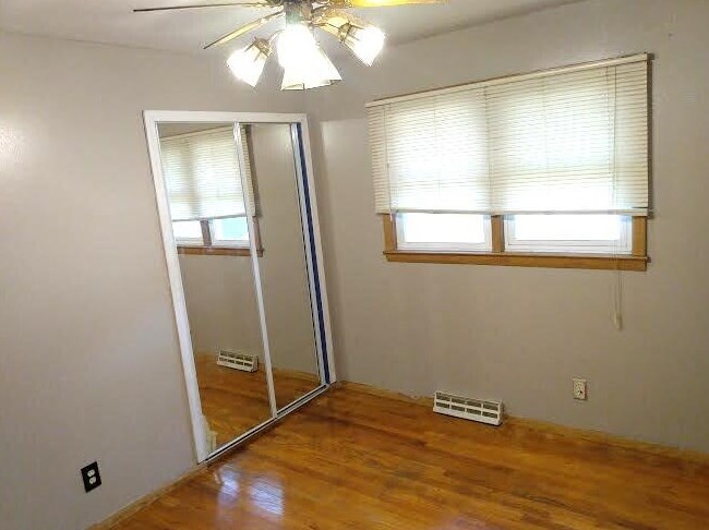 4823 20th St, Milwaukee WI  53221-2810 exterior