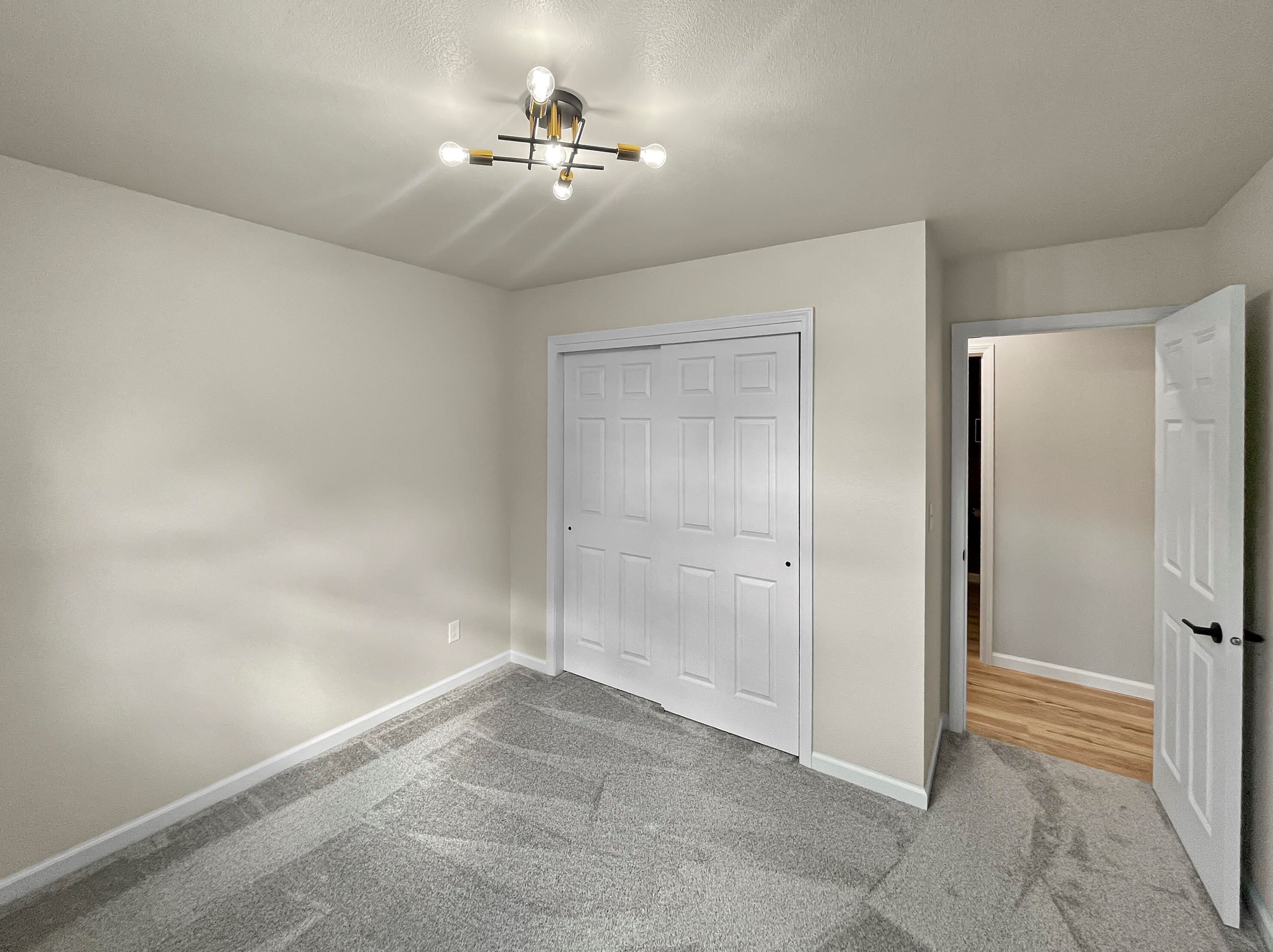 2101 28th St, Sheboygan WI  53081-1912 exterior
