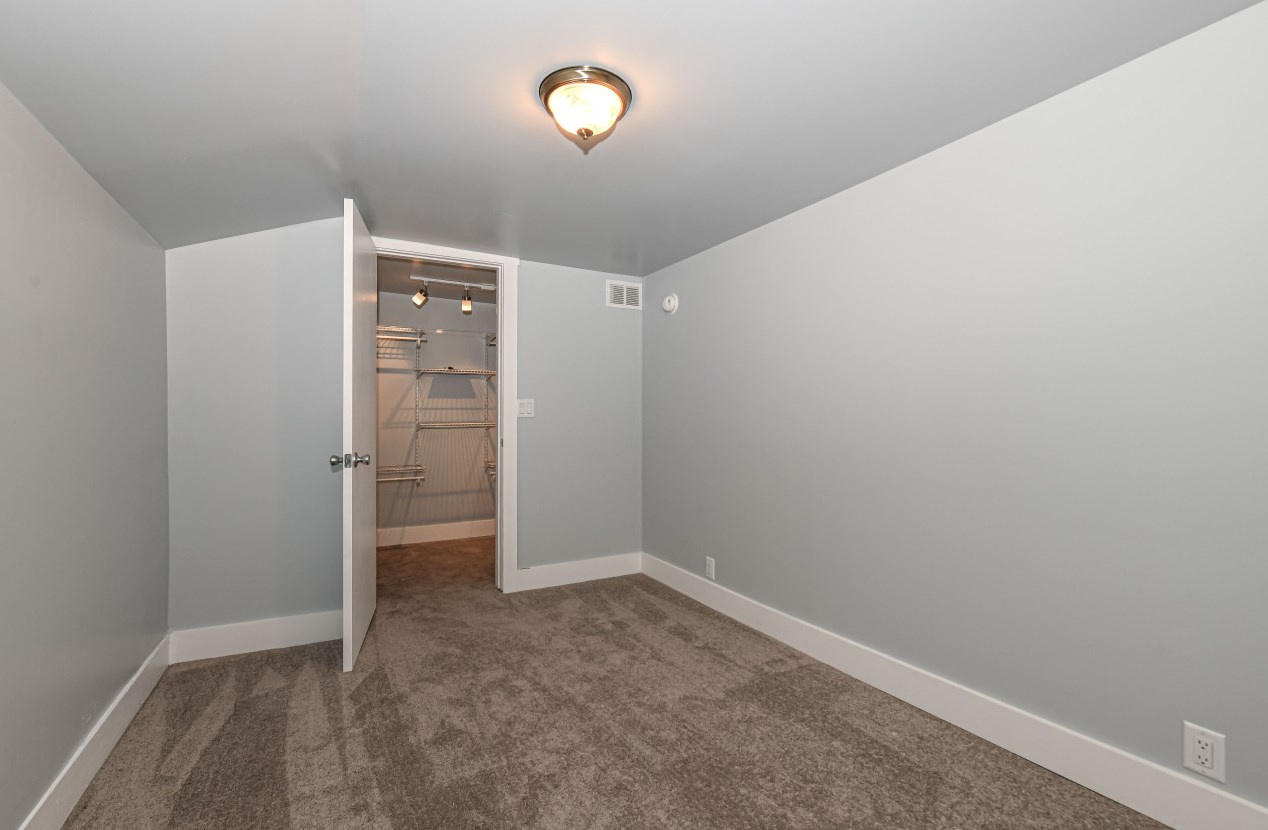 1232 Barnes St, Delavan WI  53115-1304 exterior