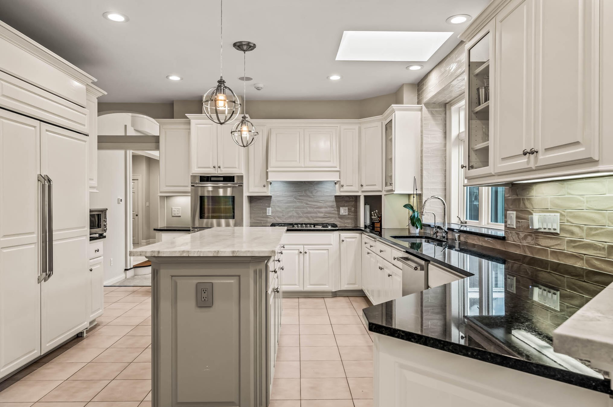 20910 Bradford Ln, Brookfield WI  53045-1709 exterior