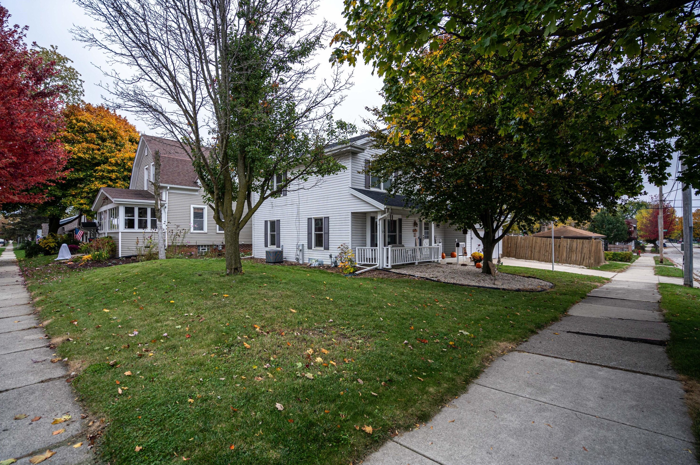 2501 8th Ave, South Milwaukee WI  53172-2611 exterior