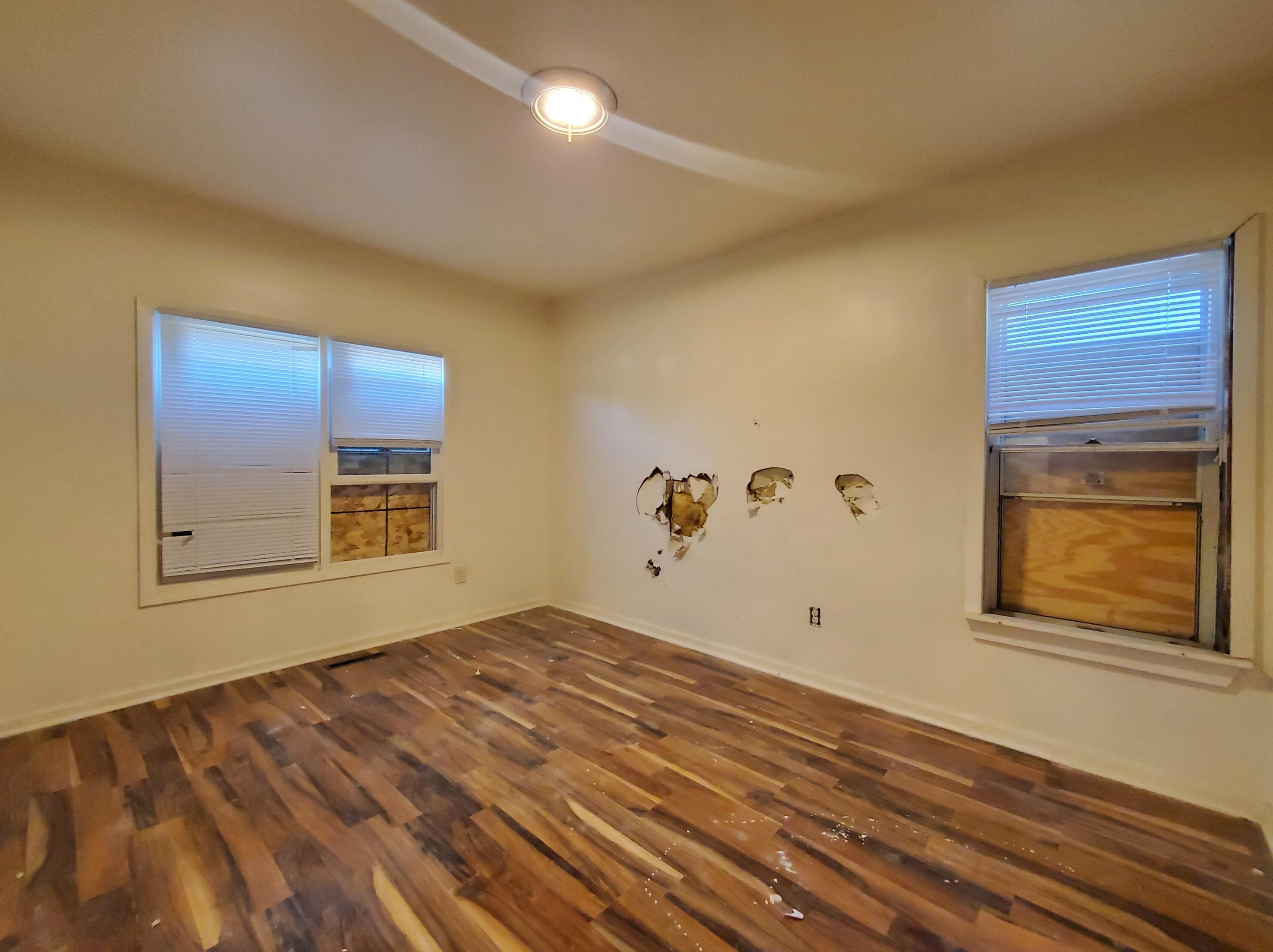 4139 48th St, Milwaukee WI  53216-1544 exterior