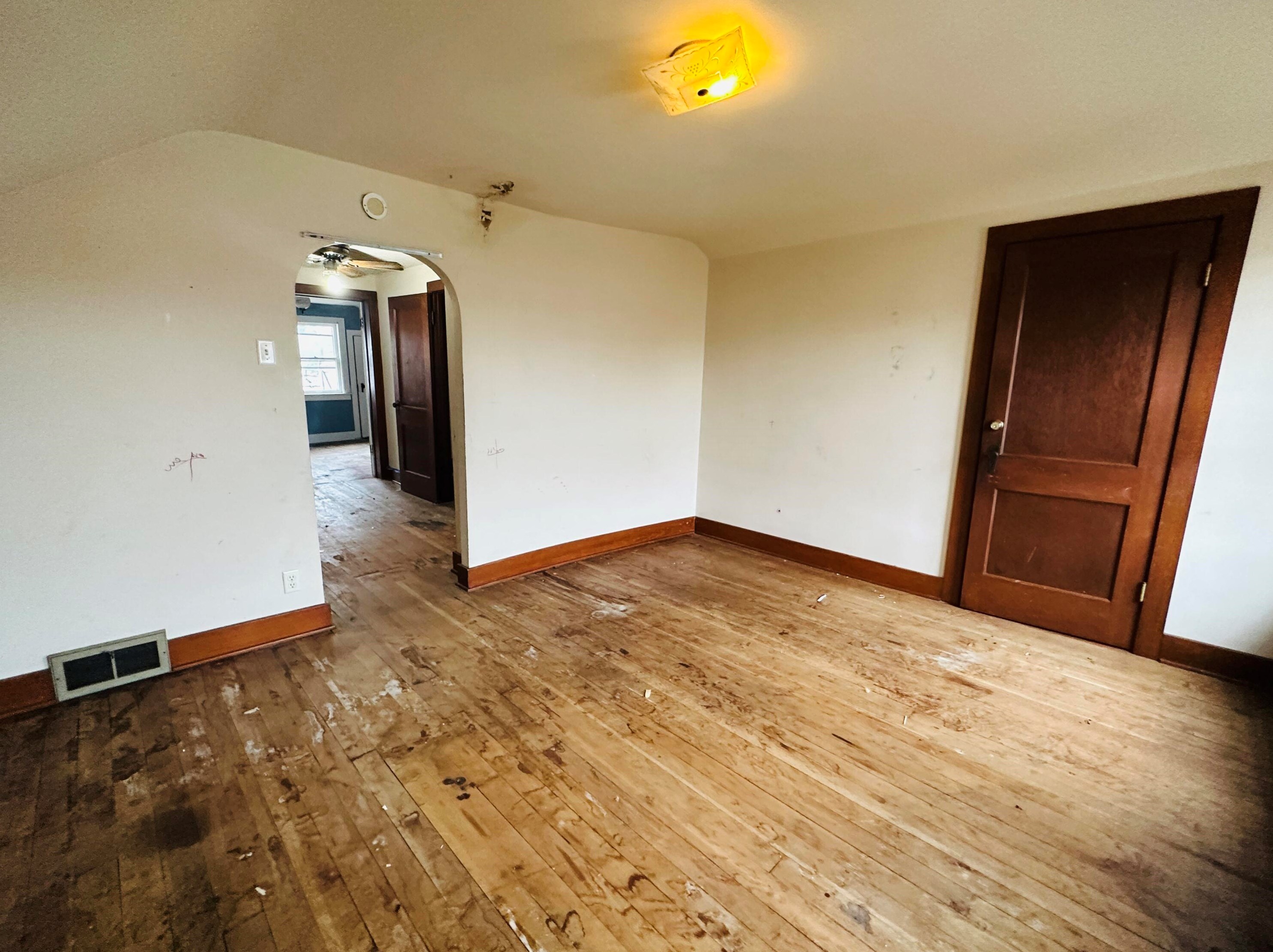 908 Indiana Ave, Sheboygan WI  53081-4951 exterior