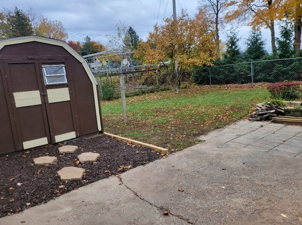 2317 Orchard Dr, Delavan WI  53115-3479 exterior