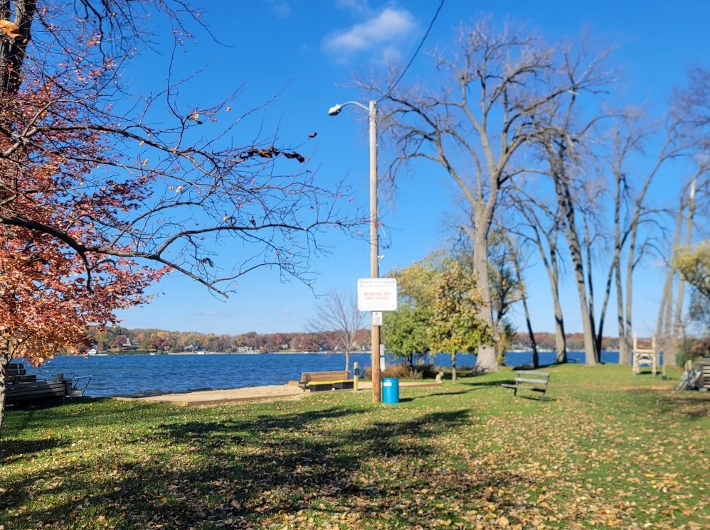 2317 Orchard Dr, Delavan WI  53115-3479 exterior