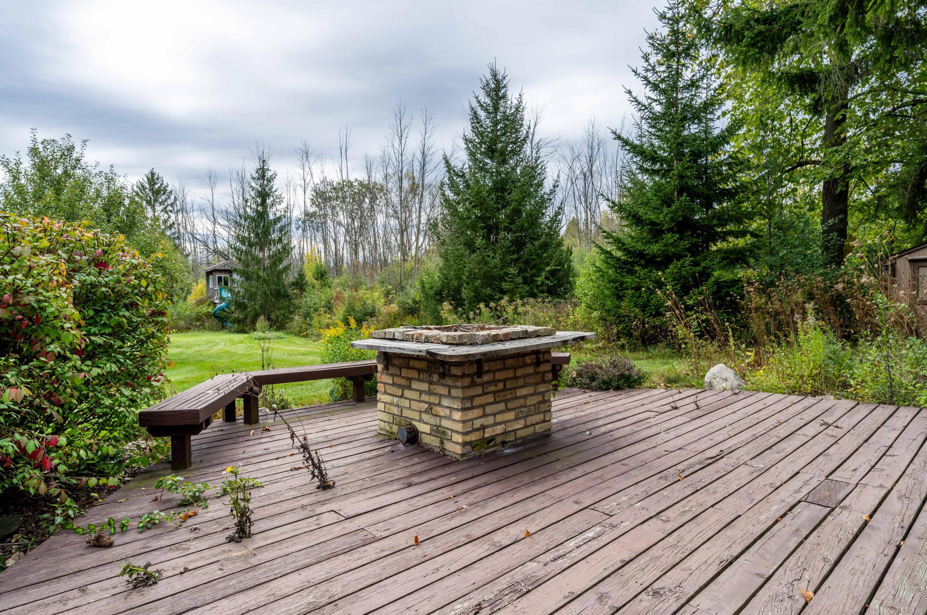 10057 Flagstone Dr, Cedarburg WI  53012-8822 exterior