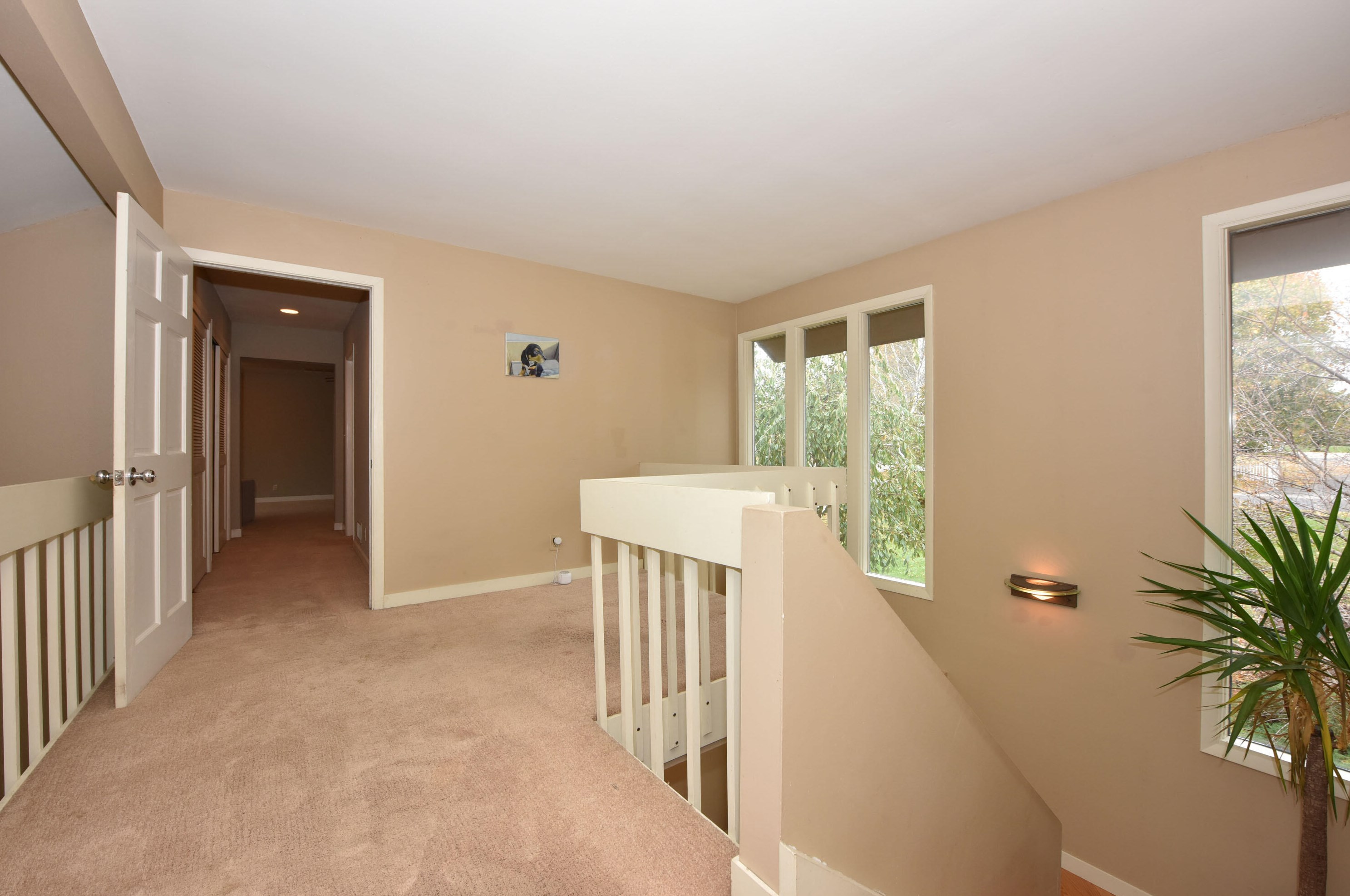 10057 Flagstone Dr, Cedarburg WI  53012-8822 exterior