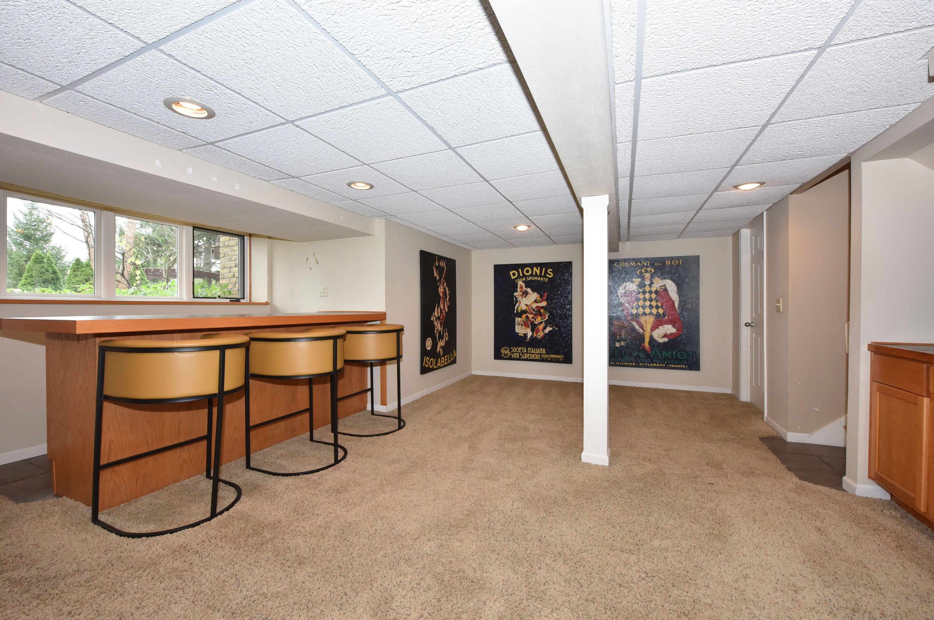 10057 Flagstone Dr, Cedarburg WI  53012-8822 exterior