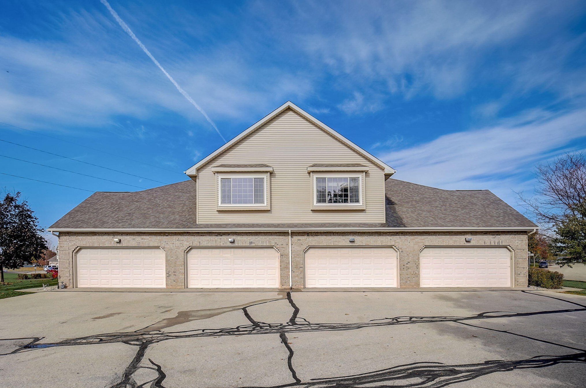 1520 Raintree Ln, Racine WI  53406-2698 exterior