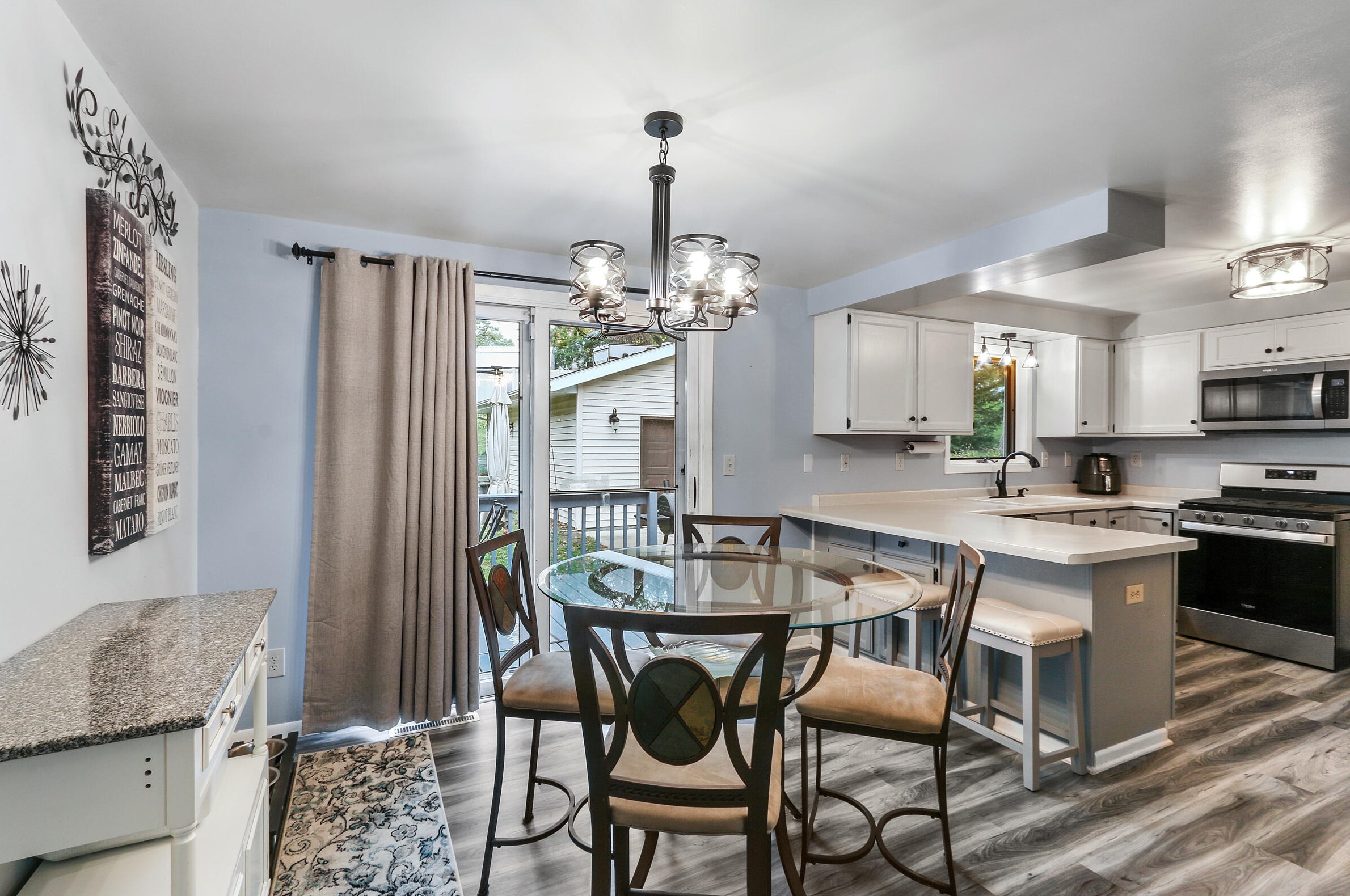 116 Locust St, Palmyra WI  53156-9304 exterior