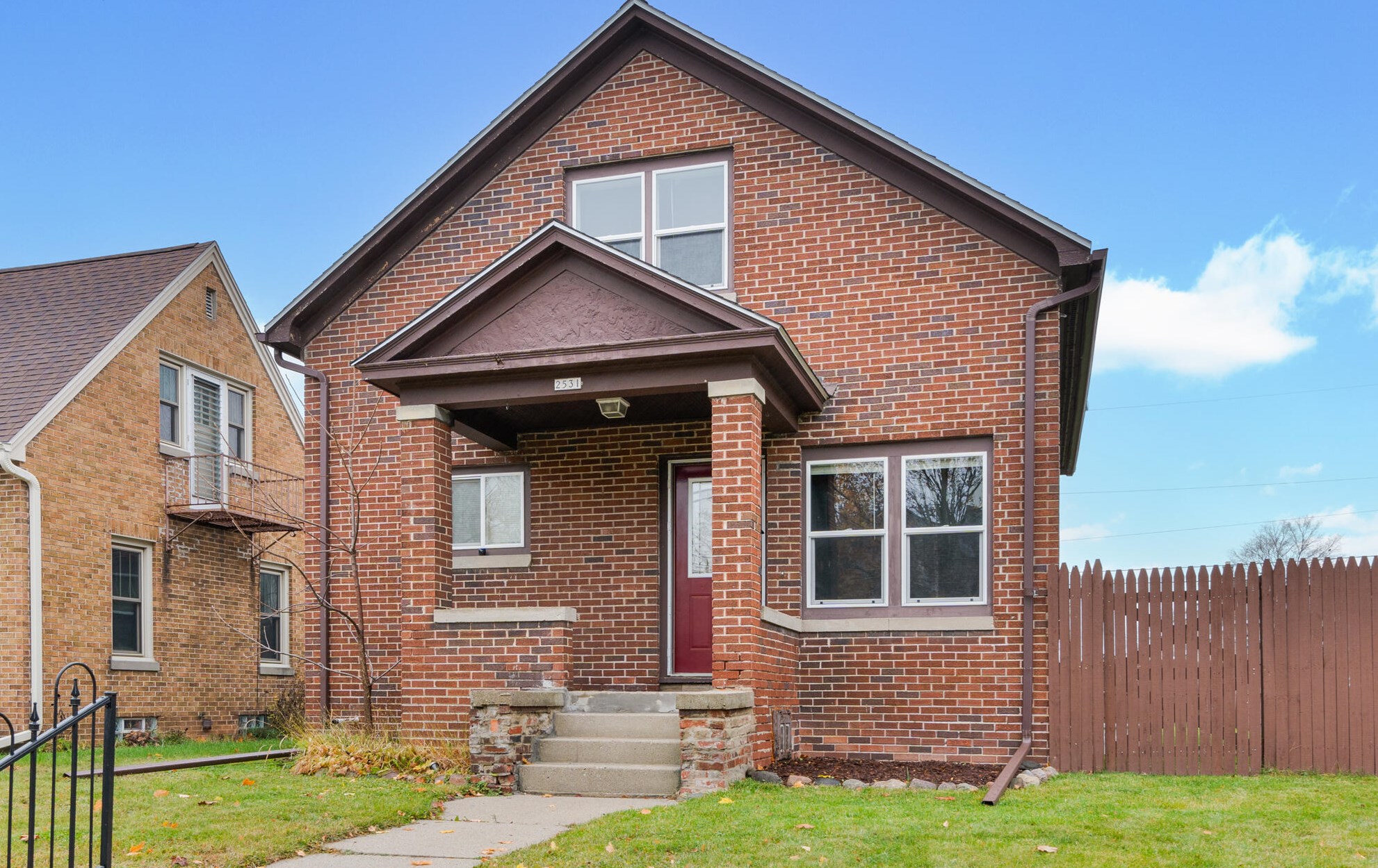2531 Elizabeth St, Sheboygan WI  53083-4745 exterior