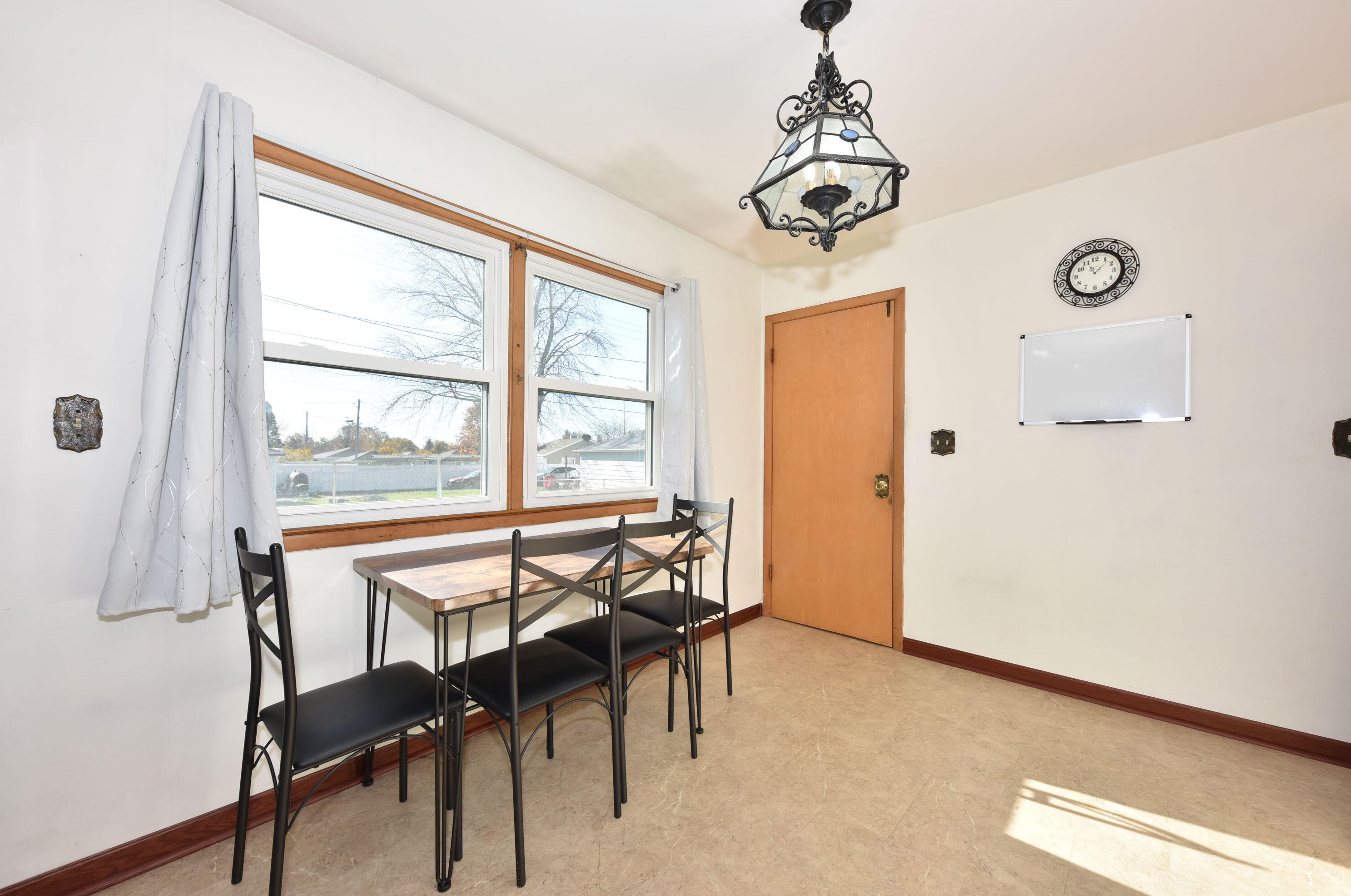3677 Kimberly Ave, Cudahy WI  53110-3049 exterior