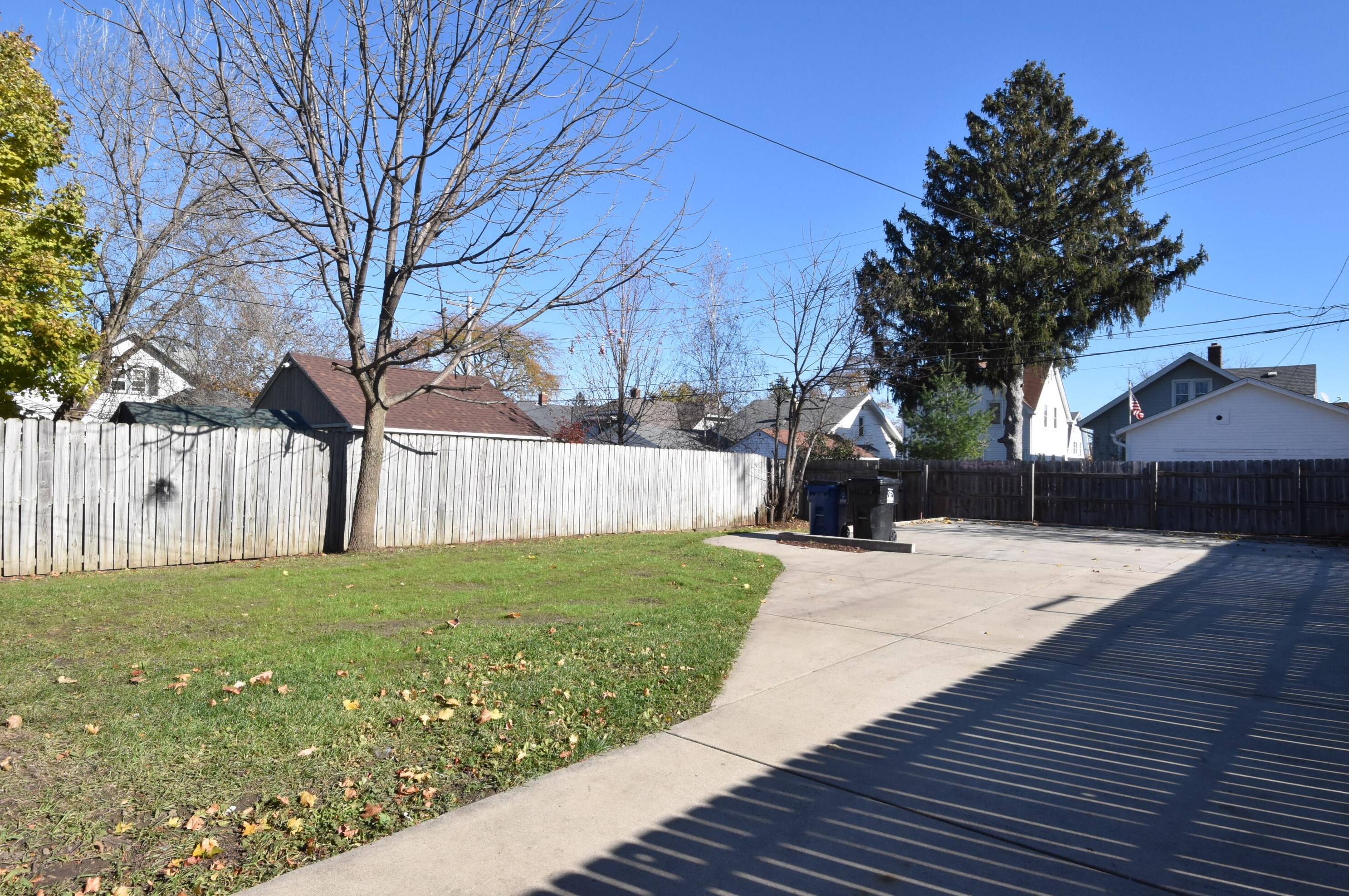 1515 Cleveland Ave, Racine WI  53405-3333 exterior