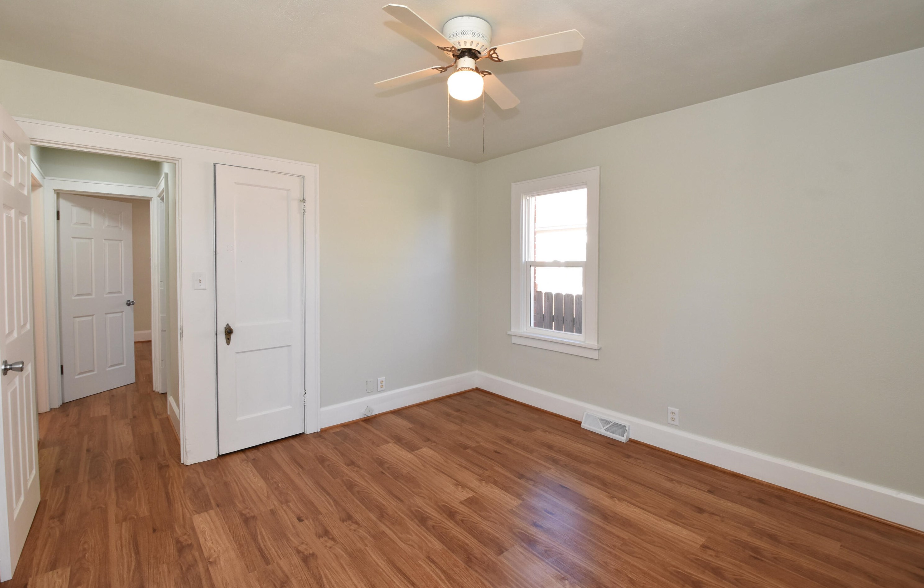 1515 Cleveland Ave, Racine WI  53405-3333 exterior