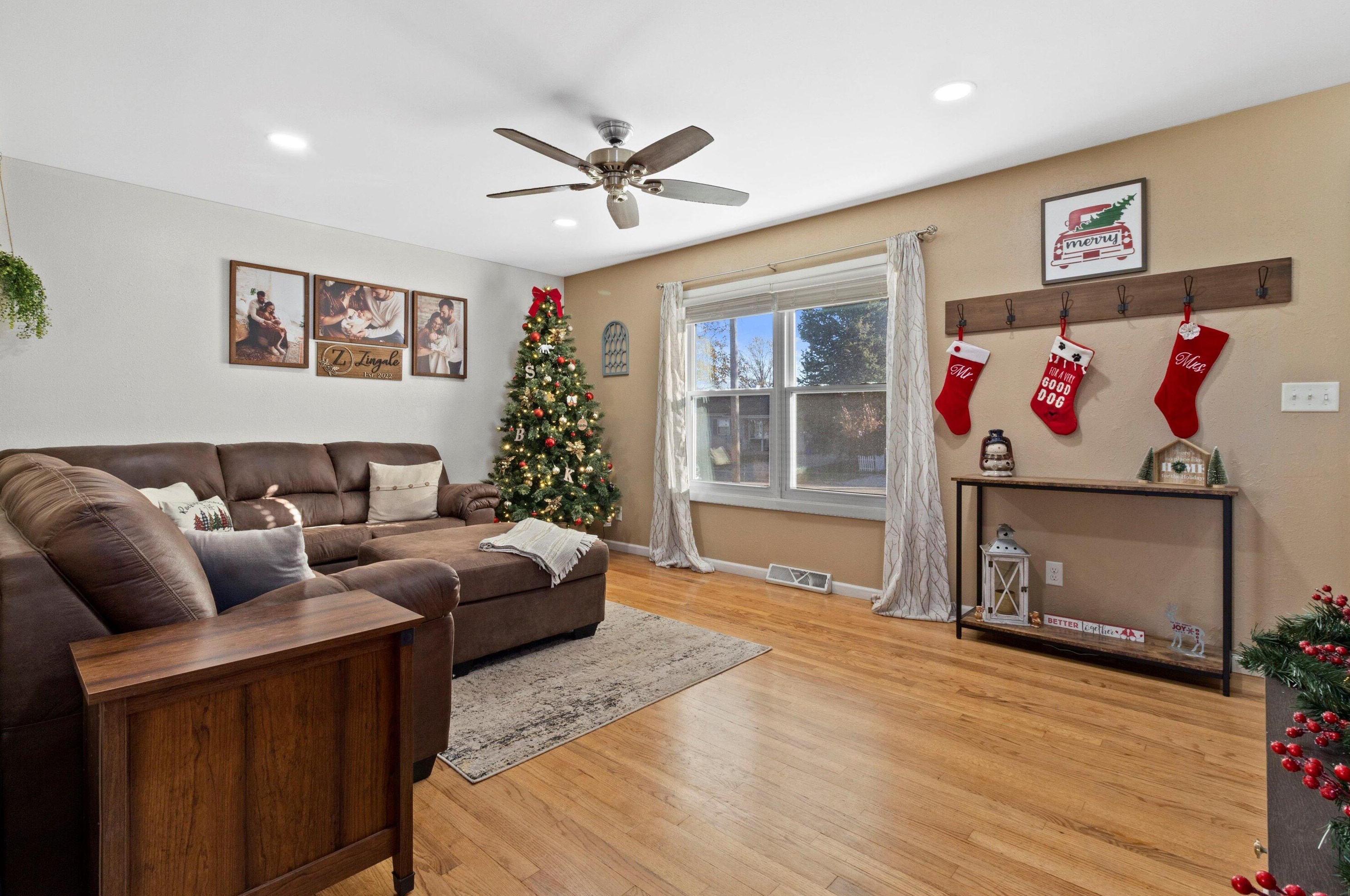 716 Chicory Rd, Lyons WI  53105-1616 exterior