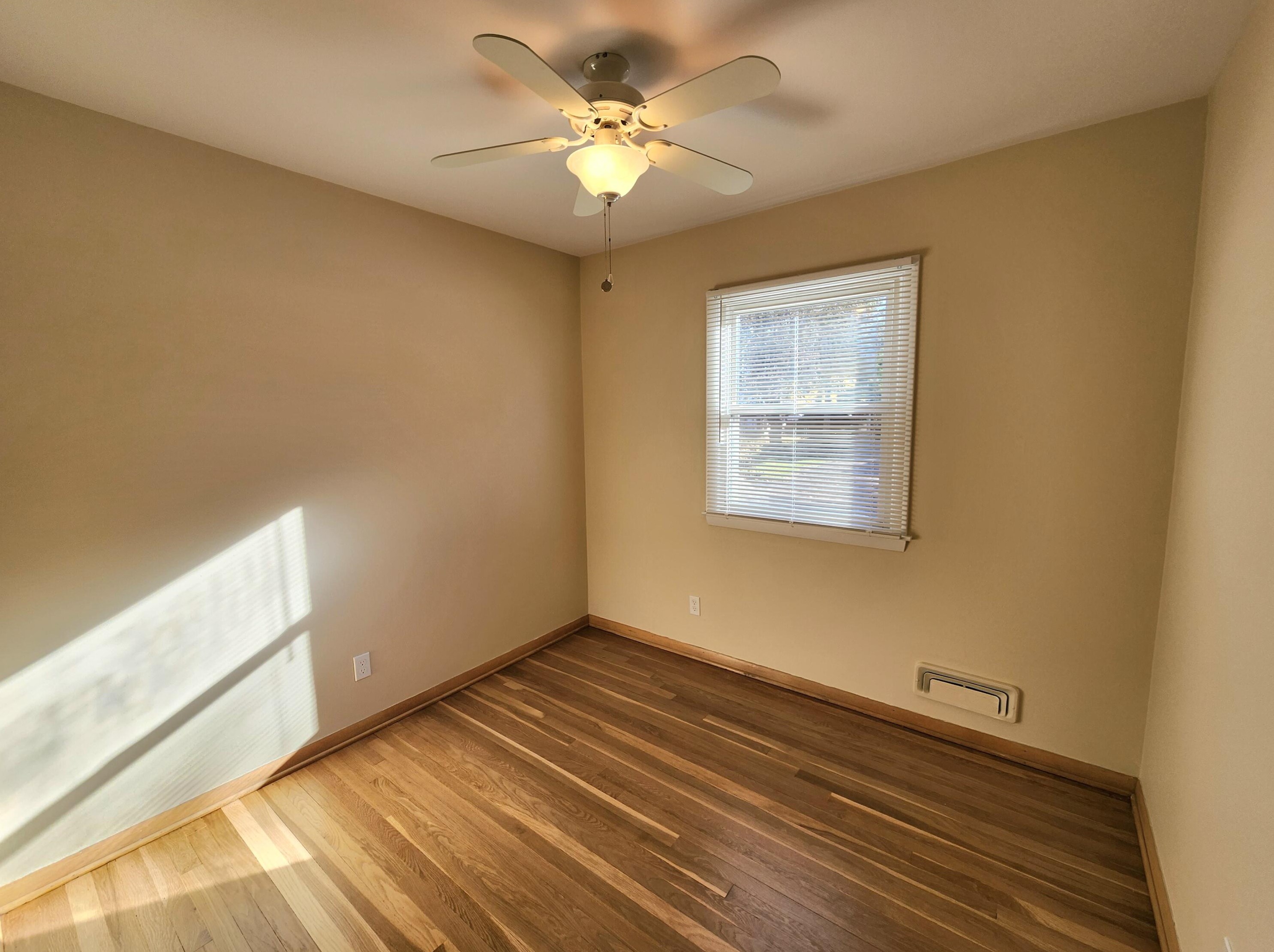 6238 Cory Ave, Cudahy WI  53110-3016 exterior