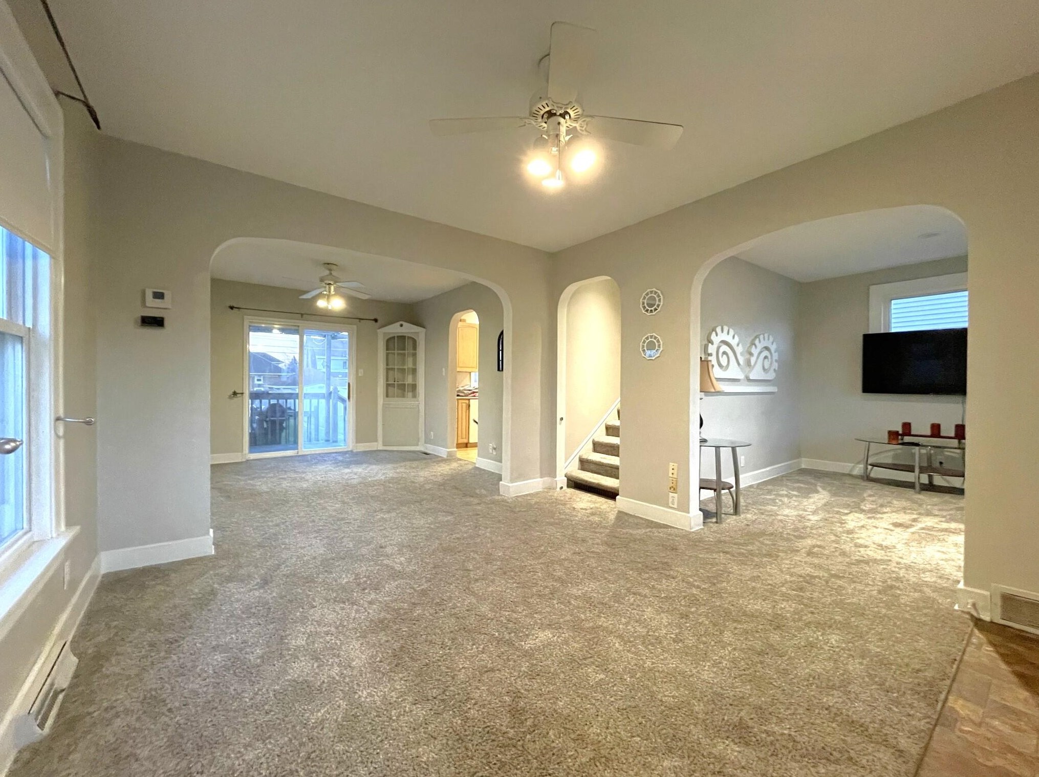 1329 Monroe Ave, Racine WI  53405-2838 exterior