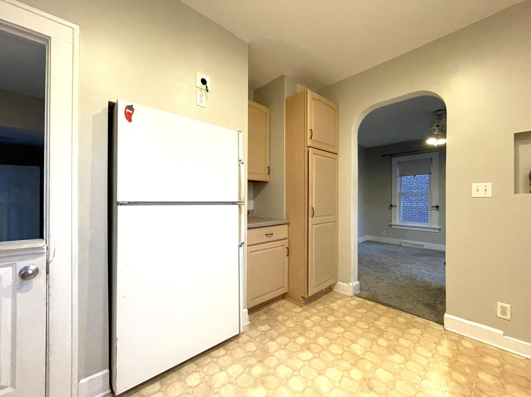 1329 Monroe Ave, Racine WI  53405-2838 exterior