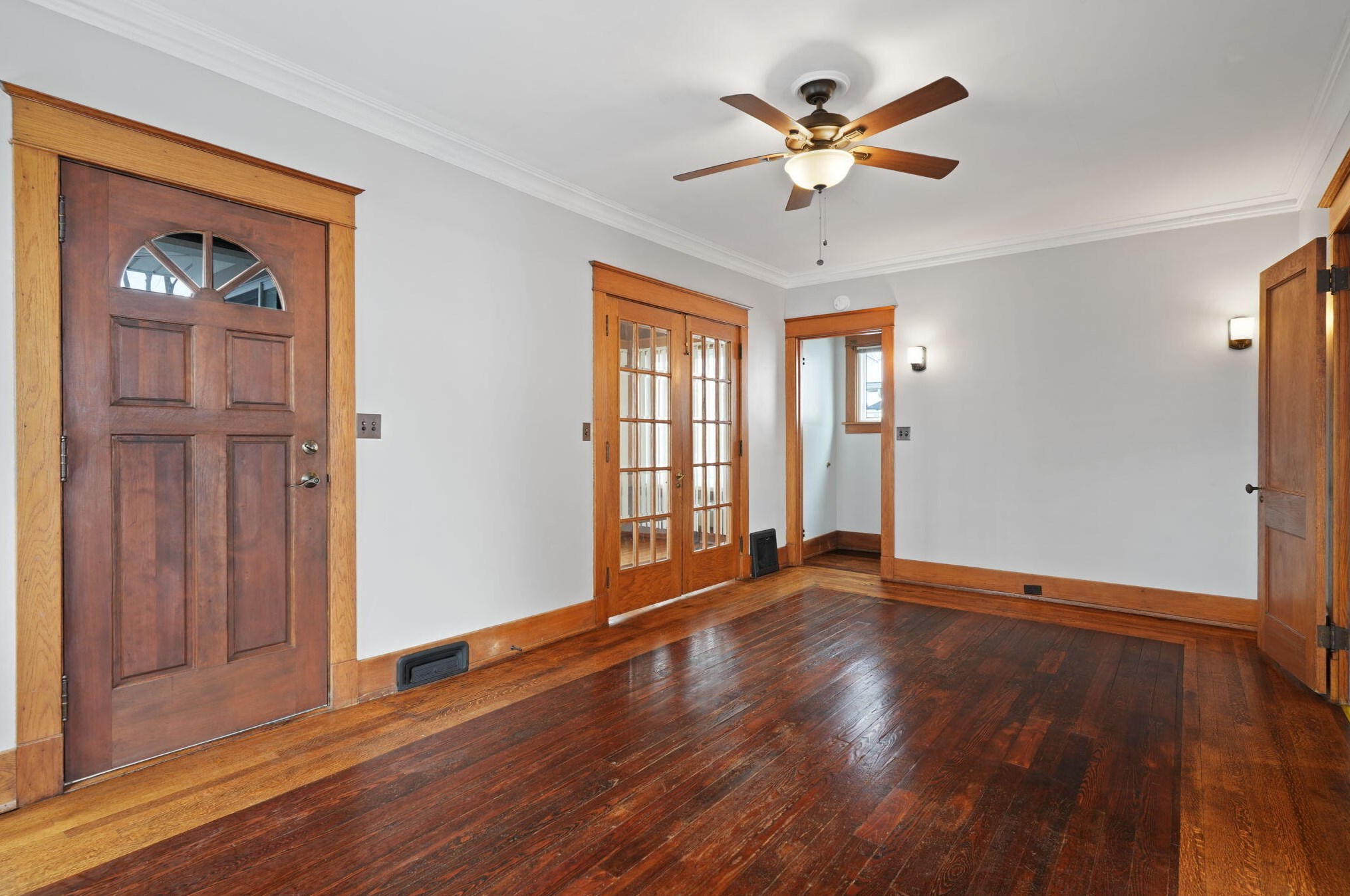 1241 Blaine Ave, Racine WI 53405-2912 exterior