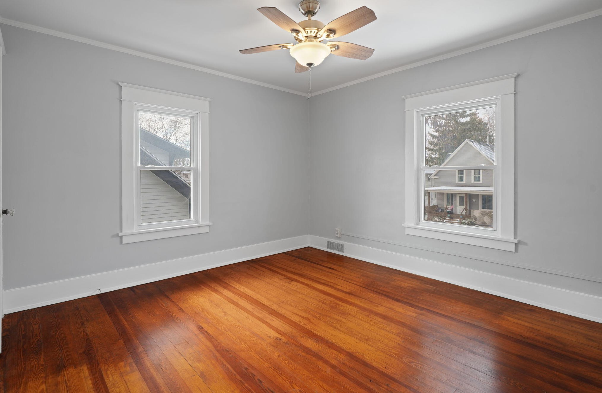 1241 Blaine Ave, Racine WI 53405-2912 exterior