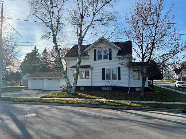 303 Chicago St, Kiel WI  53042-1114 exterior