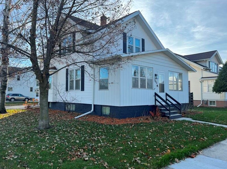 303 Chicago St, Kiel WI  53042-1114 exterior