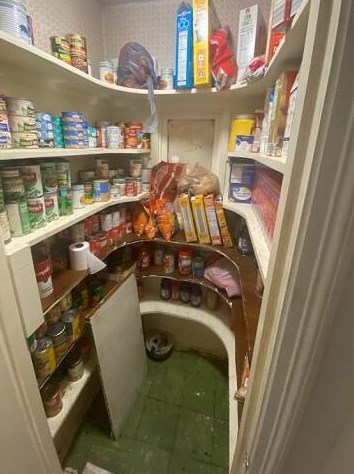 319 Memorial Dr, Racine WI 53404-3221 exterior