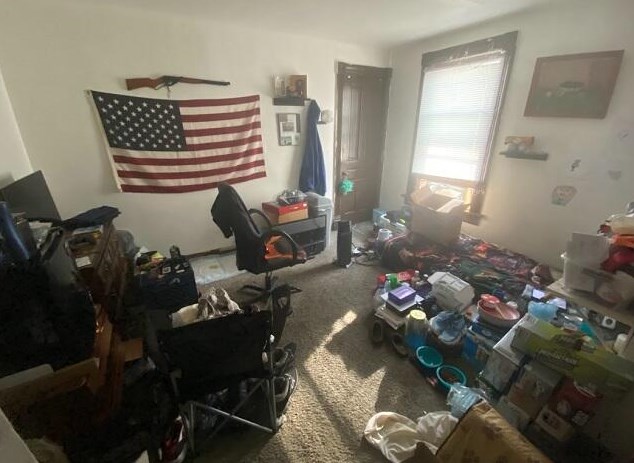 319 Memorial Dr, Racine WI 53404-3221 exterior