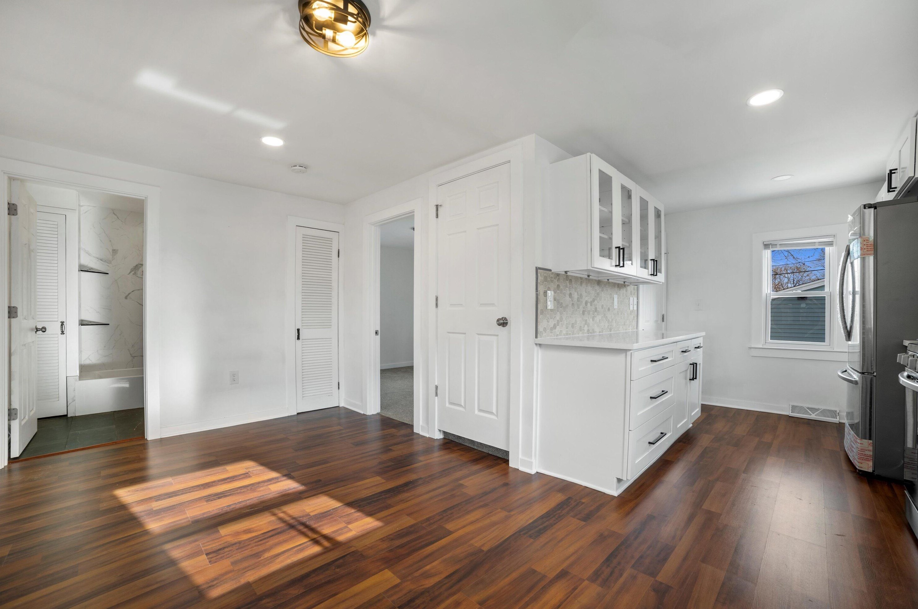 5348 91, Milwaukee WI 53224-5304 exterior