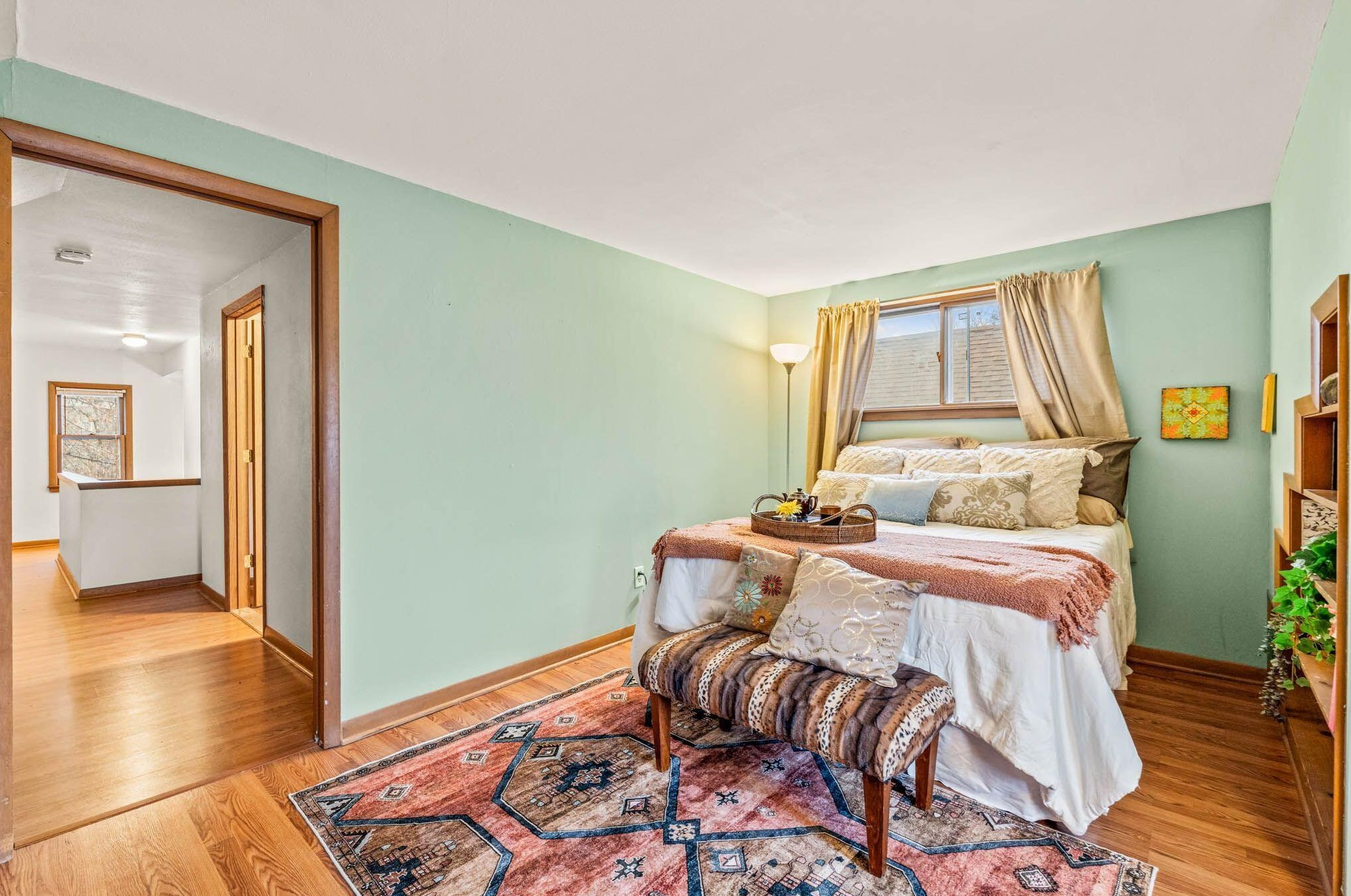 1542 83, Milwaukee WI 53214-4430 exterior