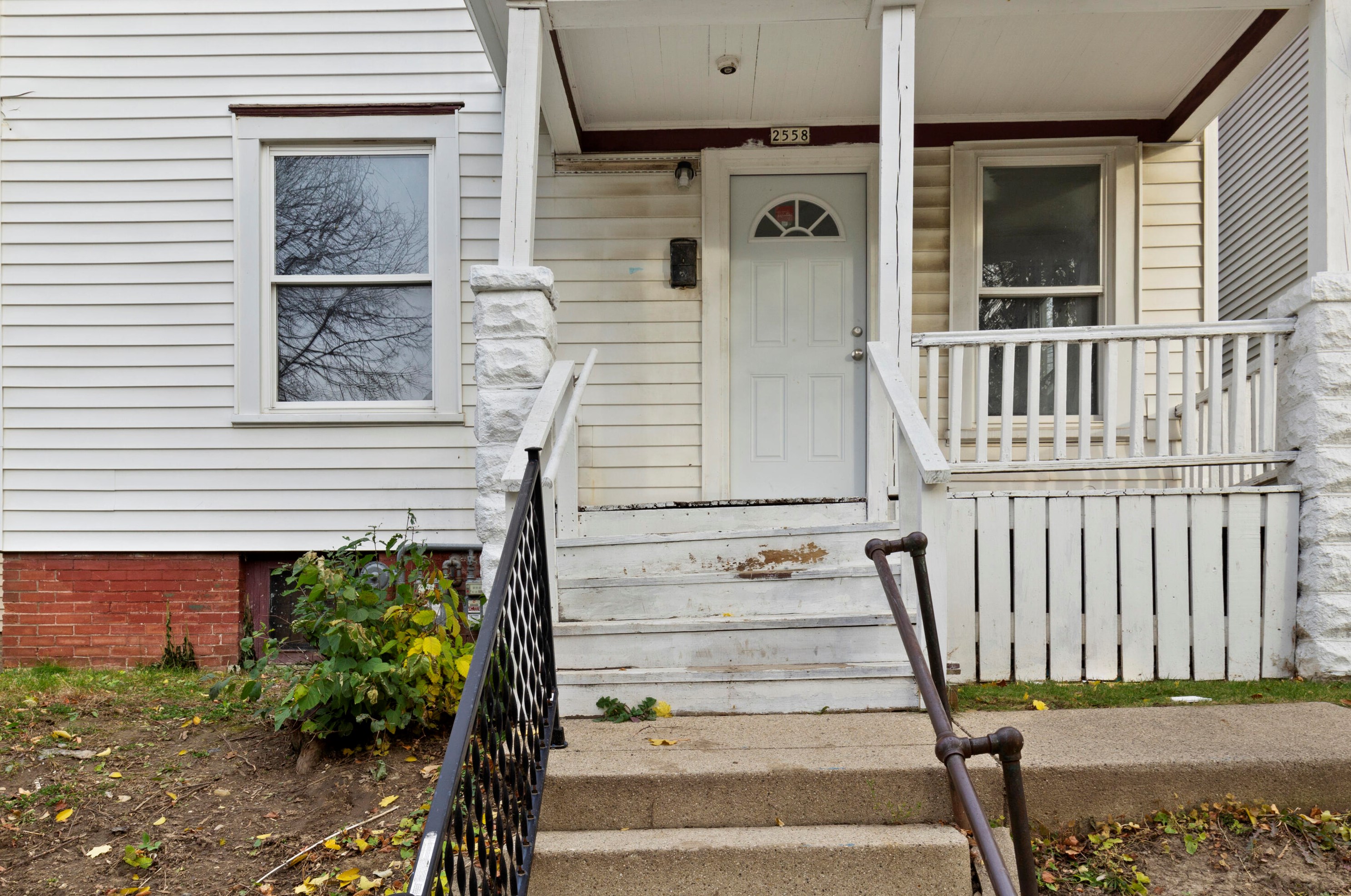 2558 37, Milwaukee WI 53210-3047 exterior