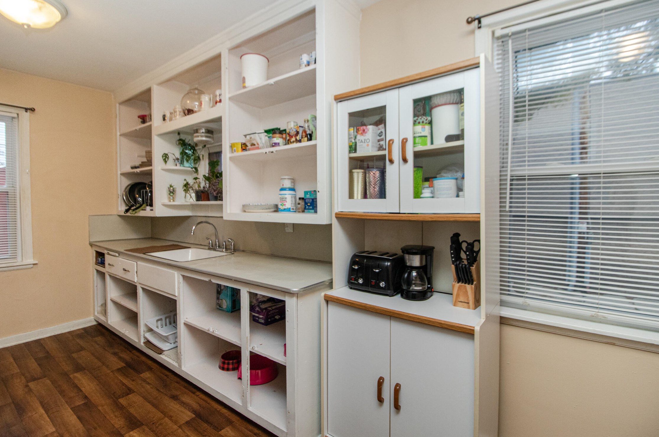 4020 92, Milwaukee WI 53228-2130 exterior