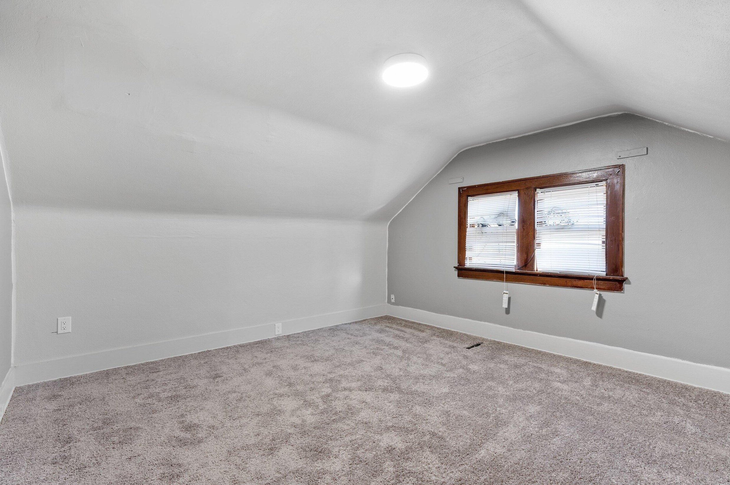 3907 14th St, Milwaukee WI  53206-2906 exterior