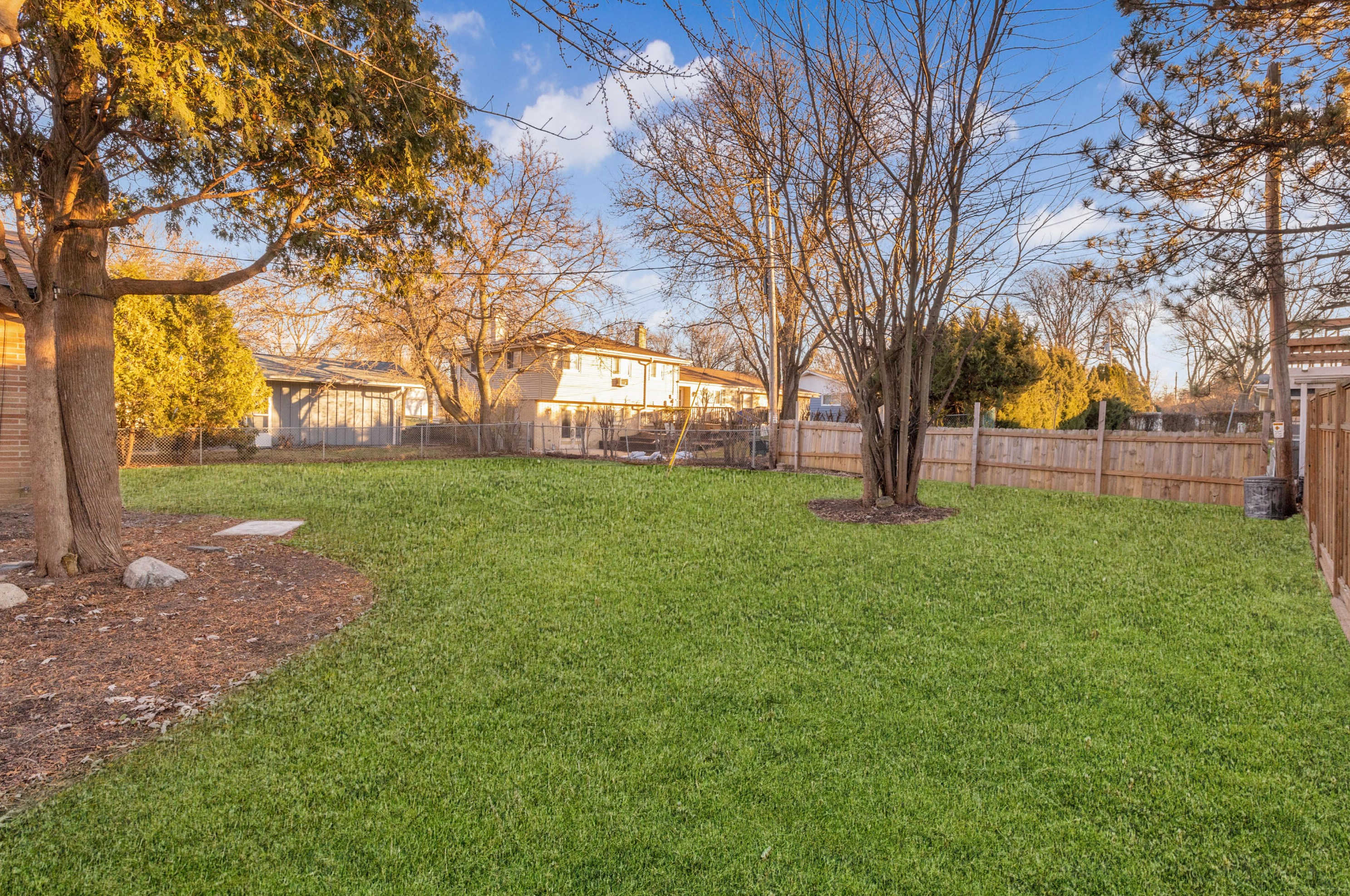 10817 Courtland Ave, Milwaukee WI  53225-4561 exterior