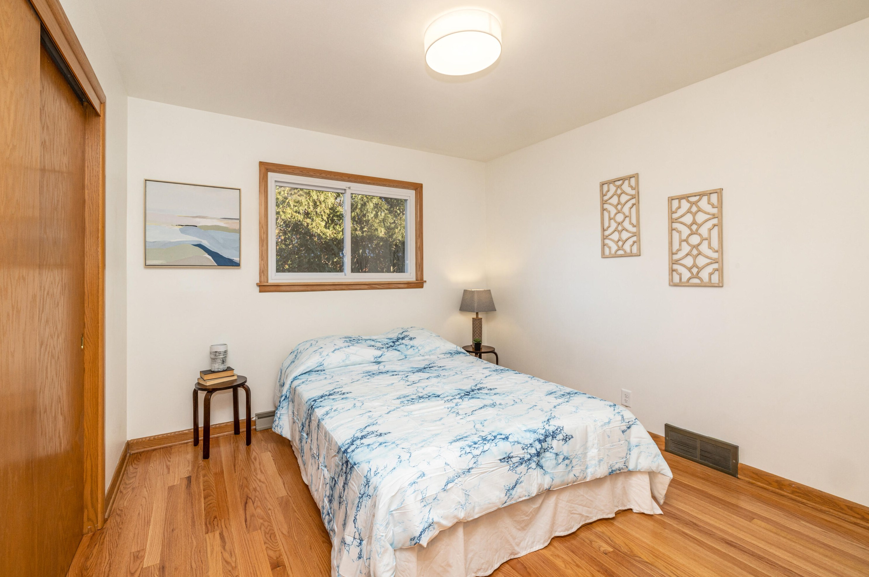 10817 Courtland Ave, Milwaukee WI  53225-4561 exterior