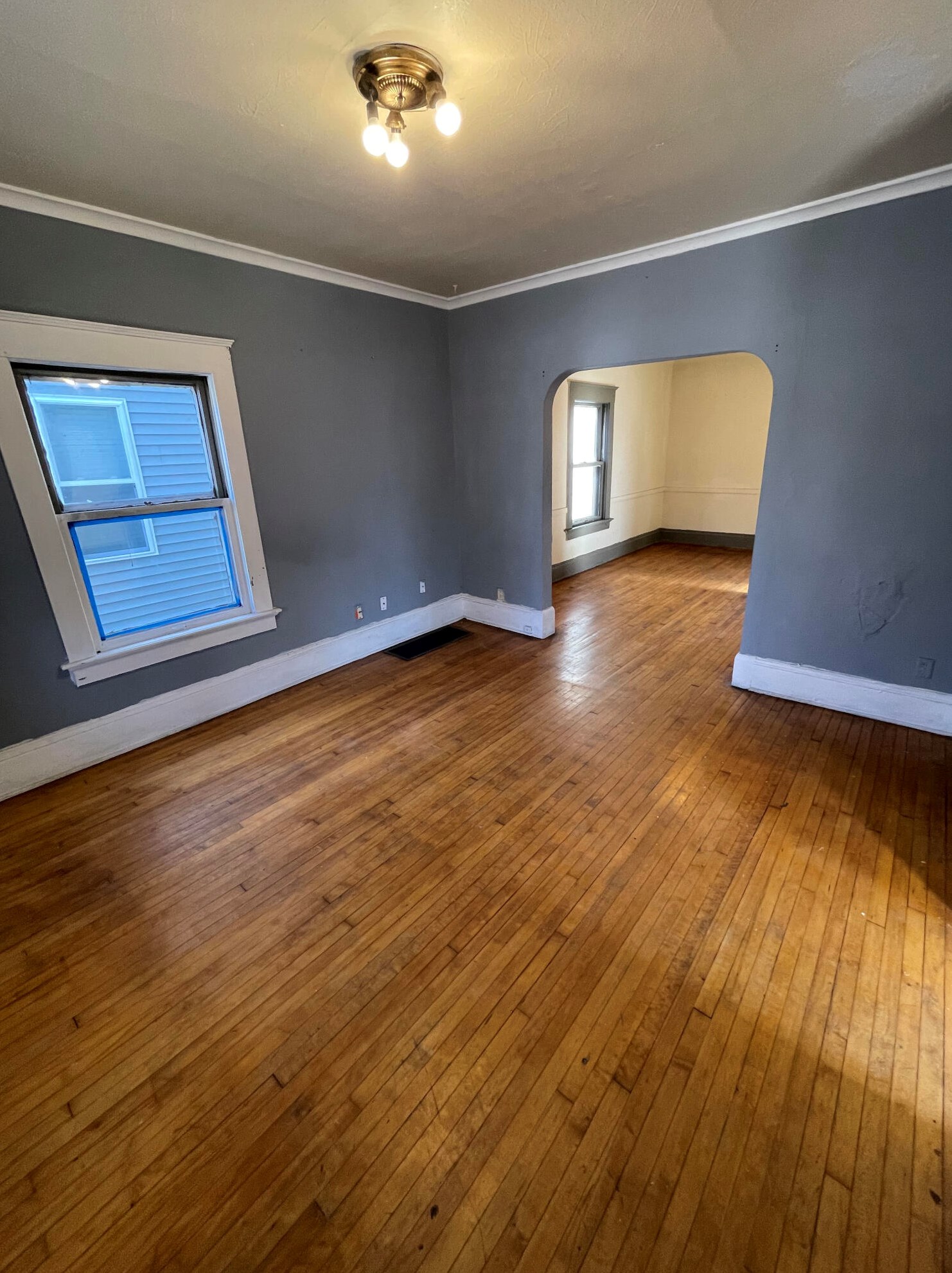 2028 32nd St, Milwaukee WI  53215-2109 exterior