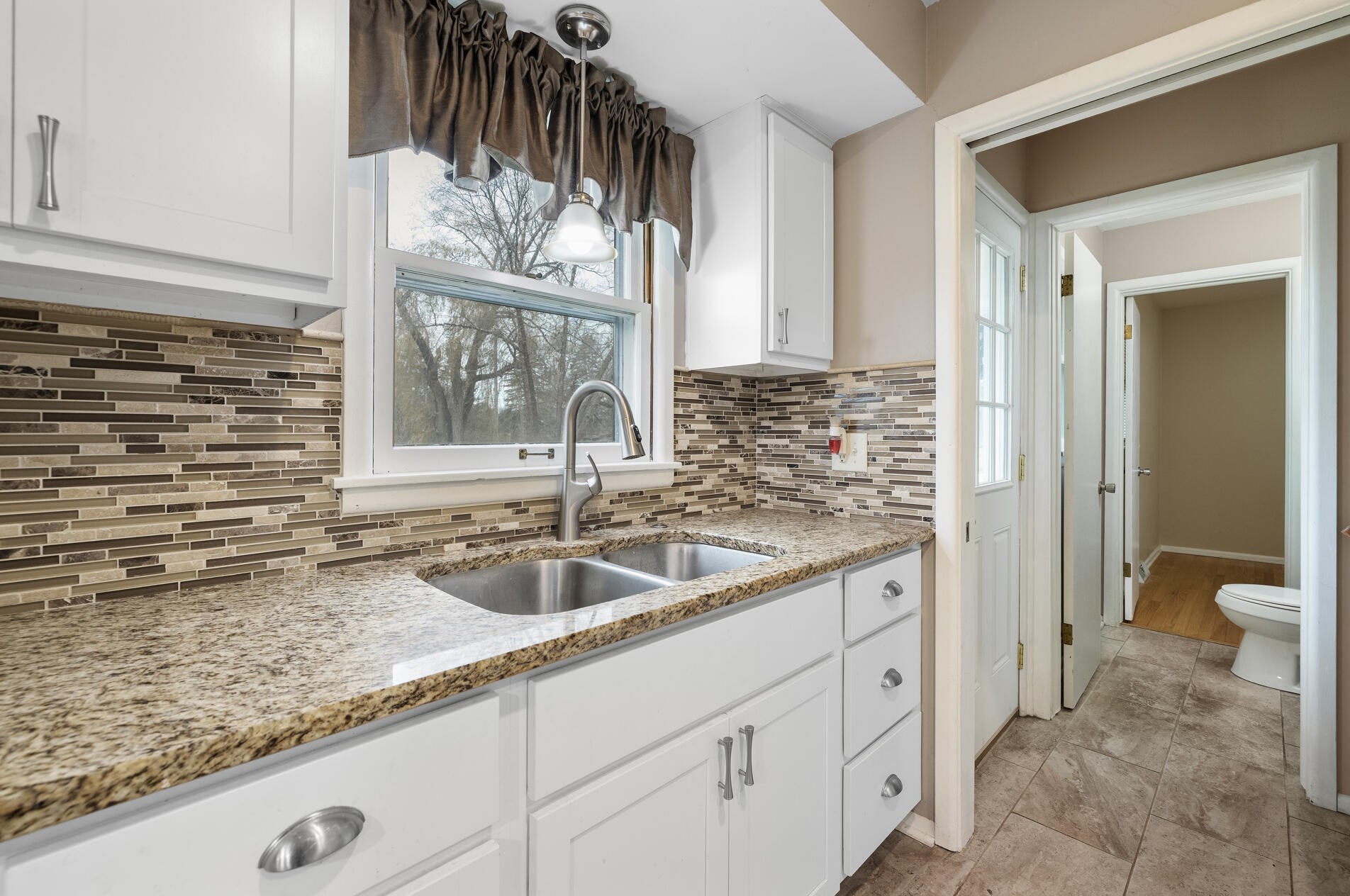 3329 103rd St, Kenosha WI  53158-4025 exterior