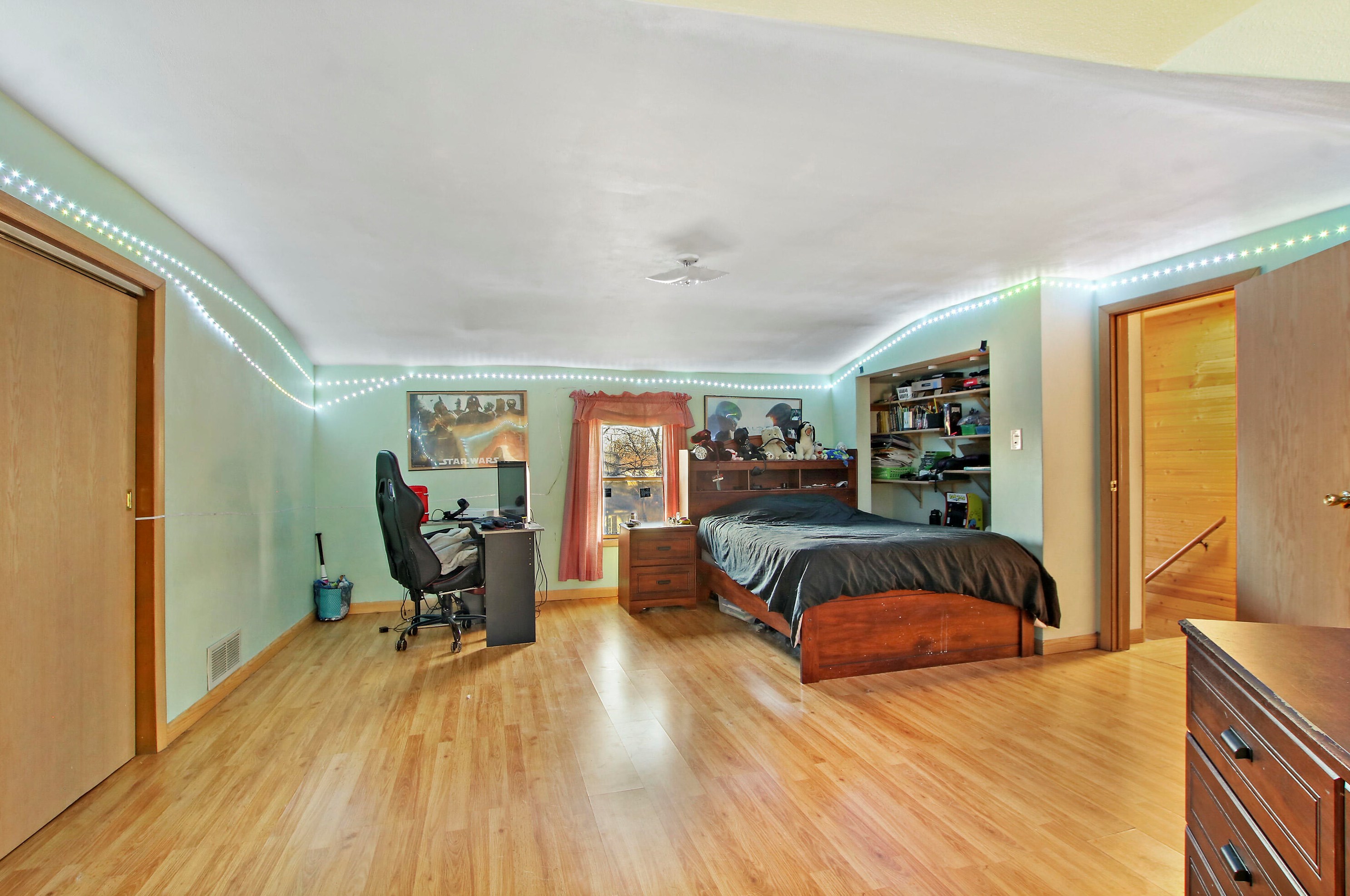 7037 52nd Ave, Kenosha WI  53142-3608 exterior