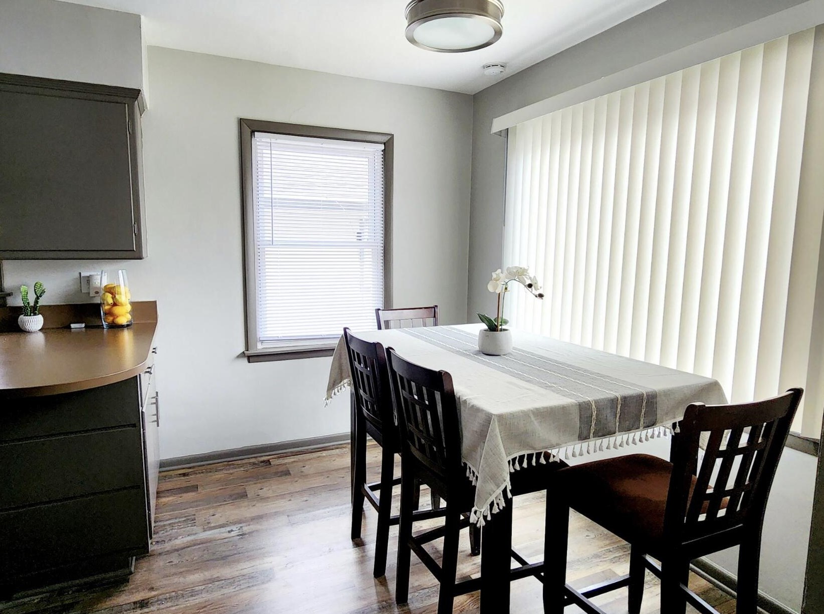 5932 68th St, Milwaukee WI  53218-1801 exterior