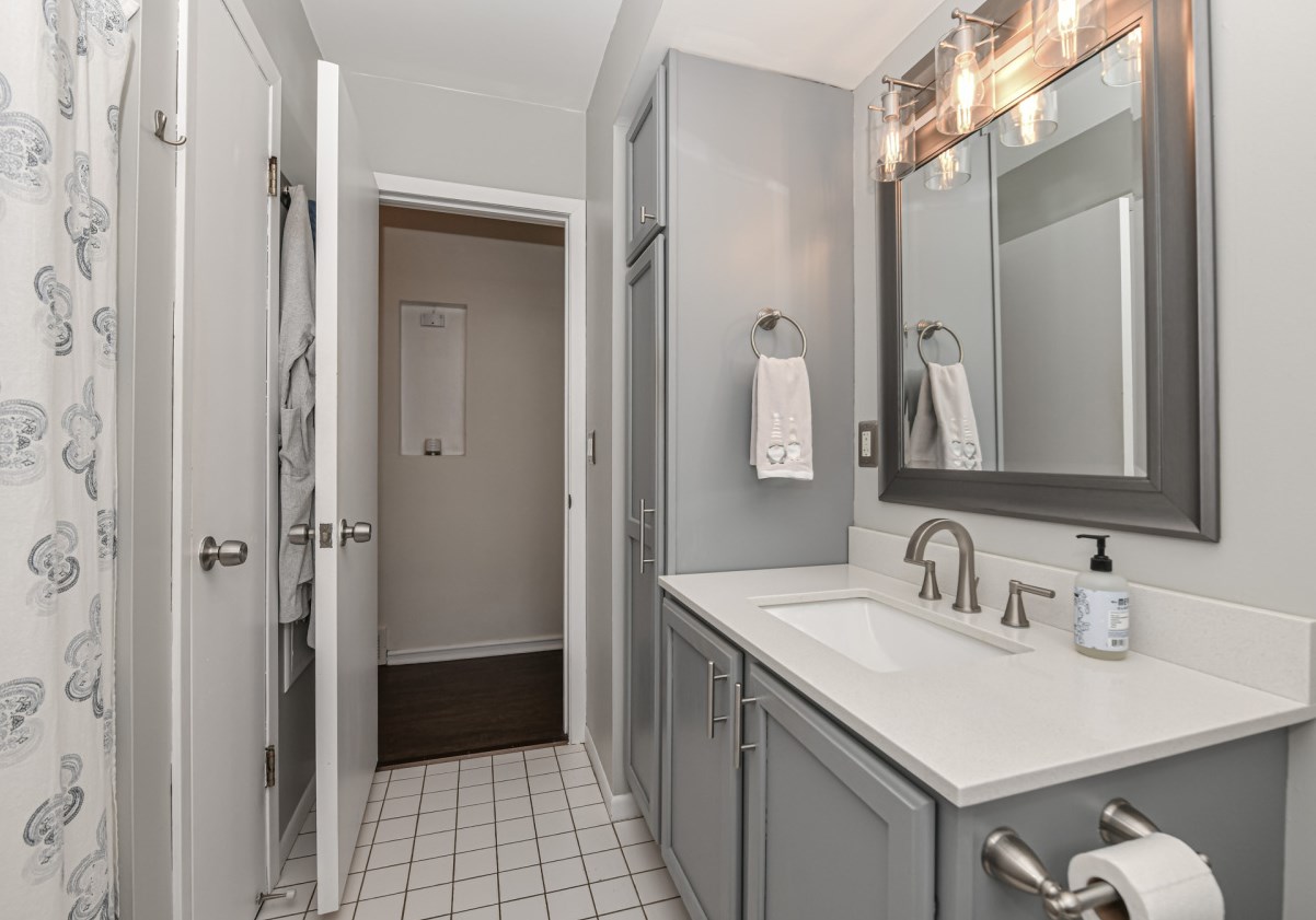 9720 Concordia Ave, Milwaukee WI  53222-3440 exterior