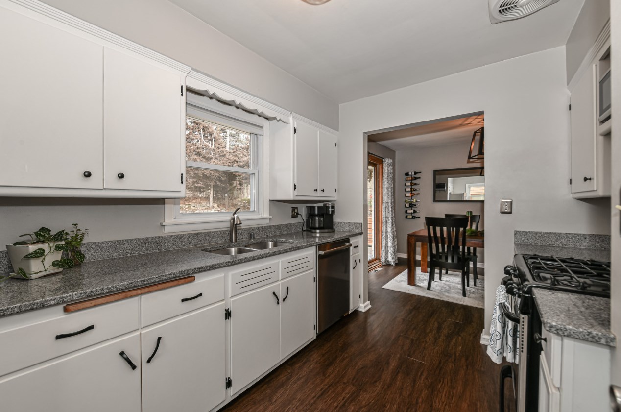 9720 Concordia Ave, Milwaukee WI  53222-3440 exterior